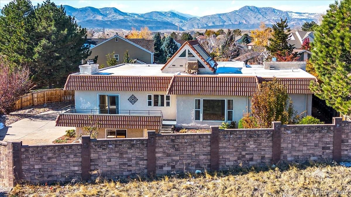 7720 Quincy Drive, Lakewood, CO 80235, 4 Bedrooms Bedrooms, ,6 BathroomsBathrooms,Residential,For Sale,Quincy,REC3636540