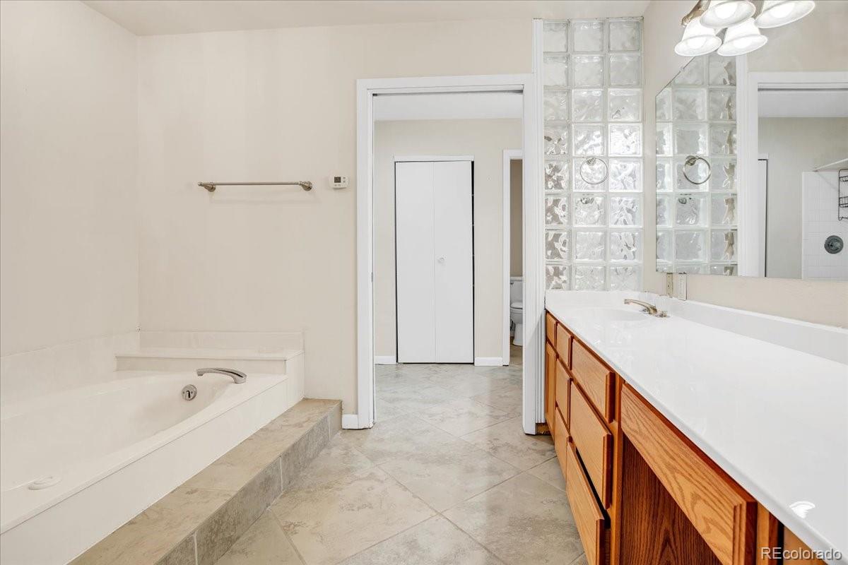 7720 Quincy Drive, Lakewood, CO 80235, 4 Bedrooms Bedrooms, ,6 BathroomsBathrooms,Residential,For Sale,Quincy,REC3636540