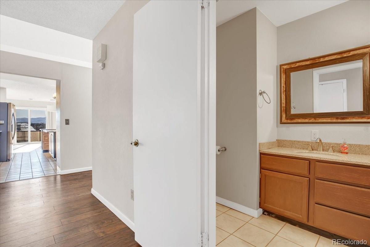 7720 Quincy Drive, Lakewood, CO 80235, 4 Bedrooms Bedrooms, ,6 BathroomsBathrooms,Residential,For Sale,Quincy,REC3636540