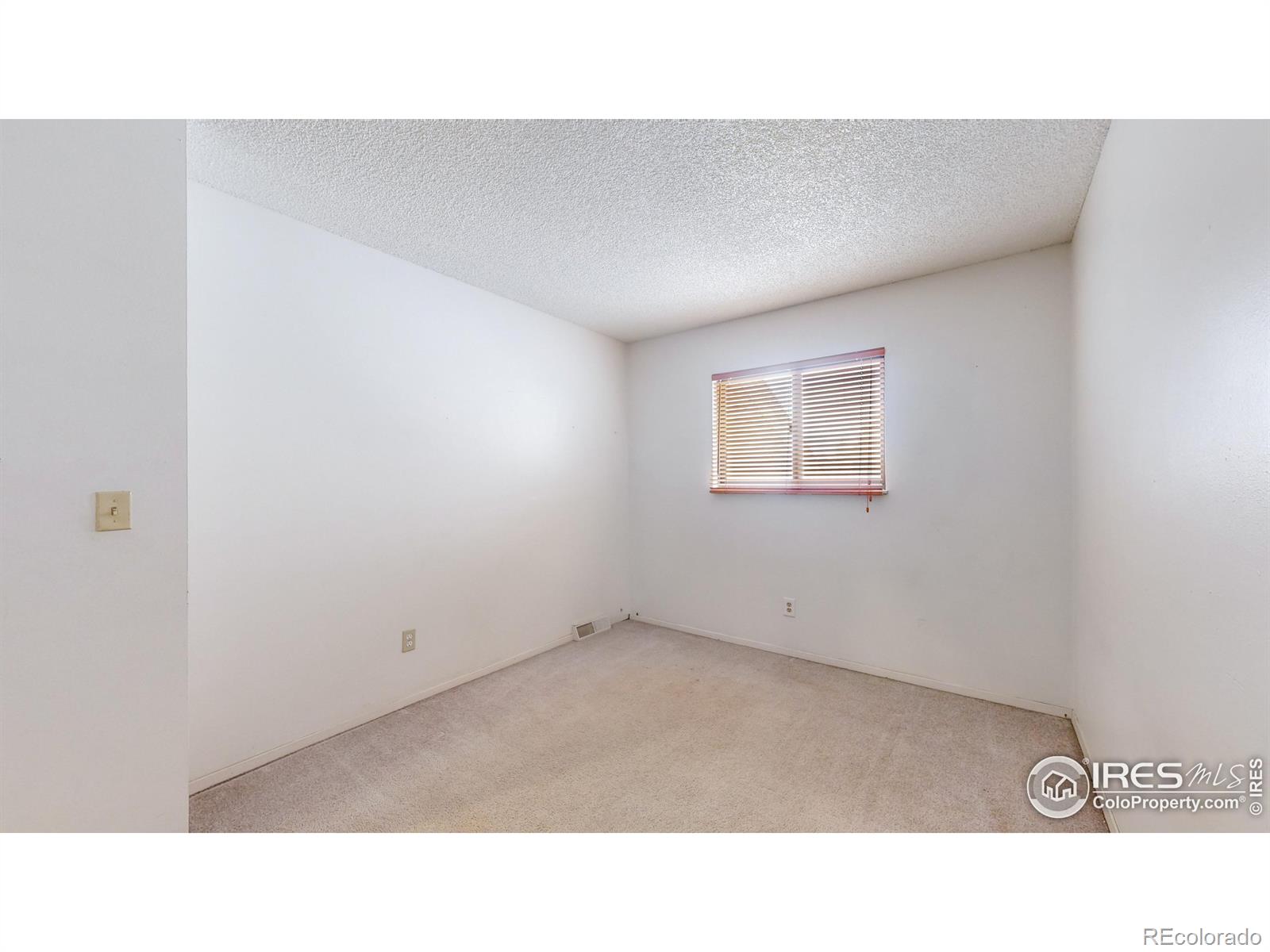 1951 28th Avenue #17, Greeley, CO 80634, 3 Bedrooms Bedrooms, ,3 BathroomsBathrooms,Residential,For Sale,28th,RECIR1022714