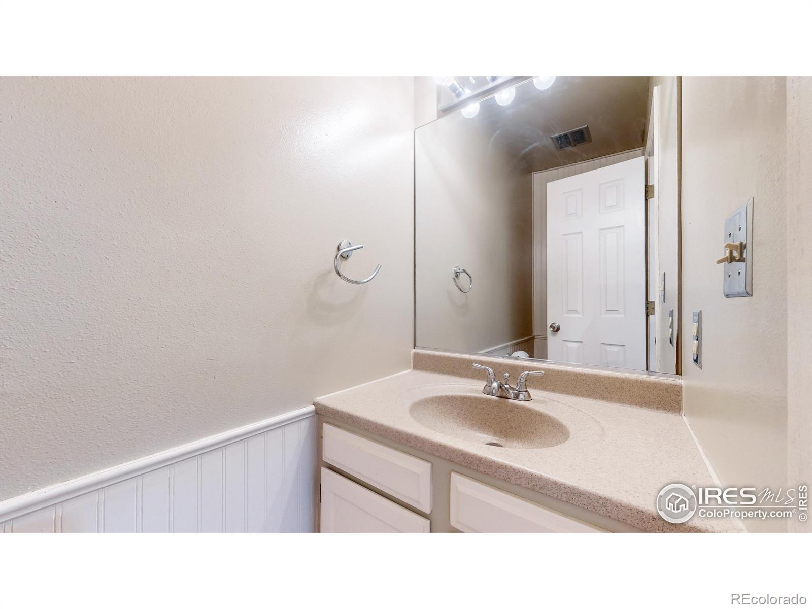 1951 28th Avenue #17, Greeley, CO 80634, 3 Bedrooms Bedrooms, ,3 BathroomsBathrooms,Residential,For Sale,28th,RECIR1022714