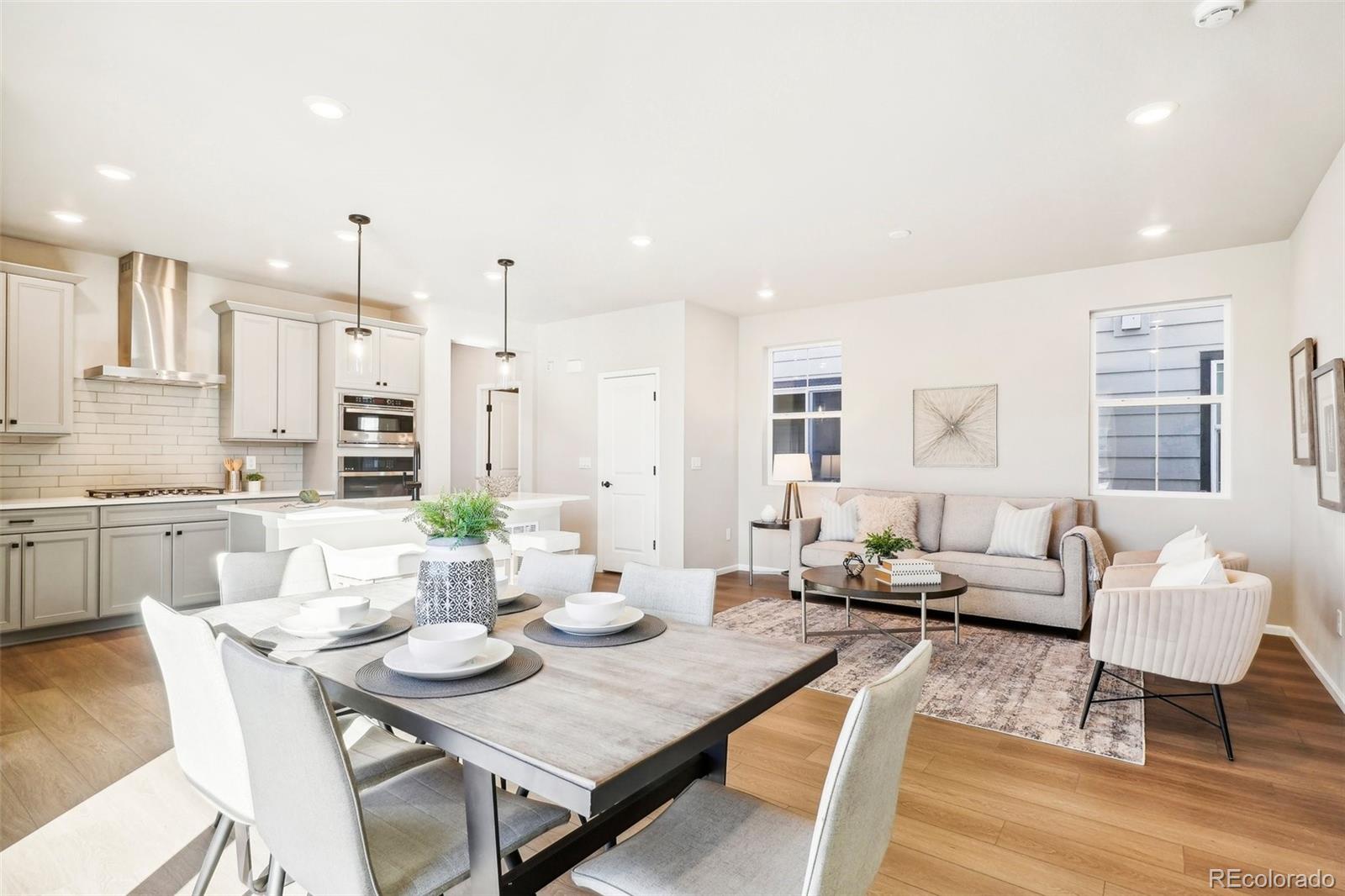 7263 Goldbloom Lane, Littleton, CO 80125, 4 Bedrooms Bedrooms, ,4 BathroomsBathrooms,Residential,For Sale,Goldbloom,REC3932895