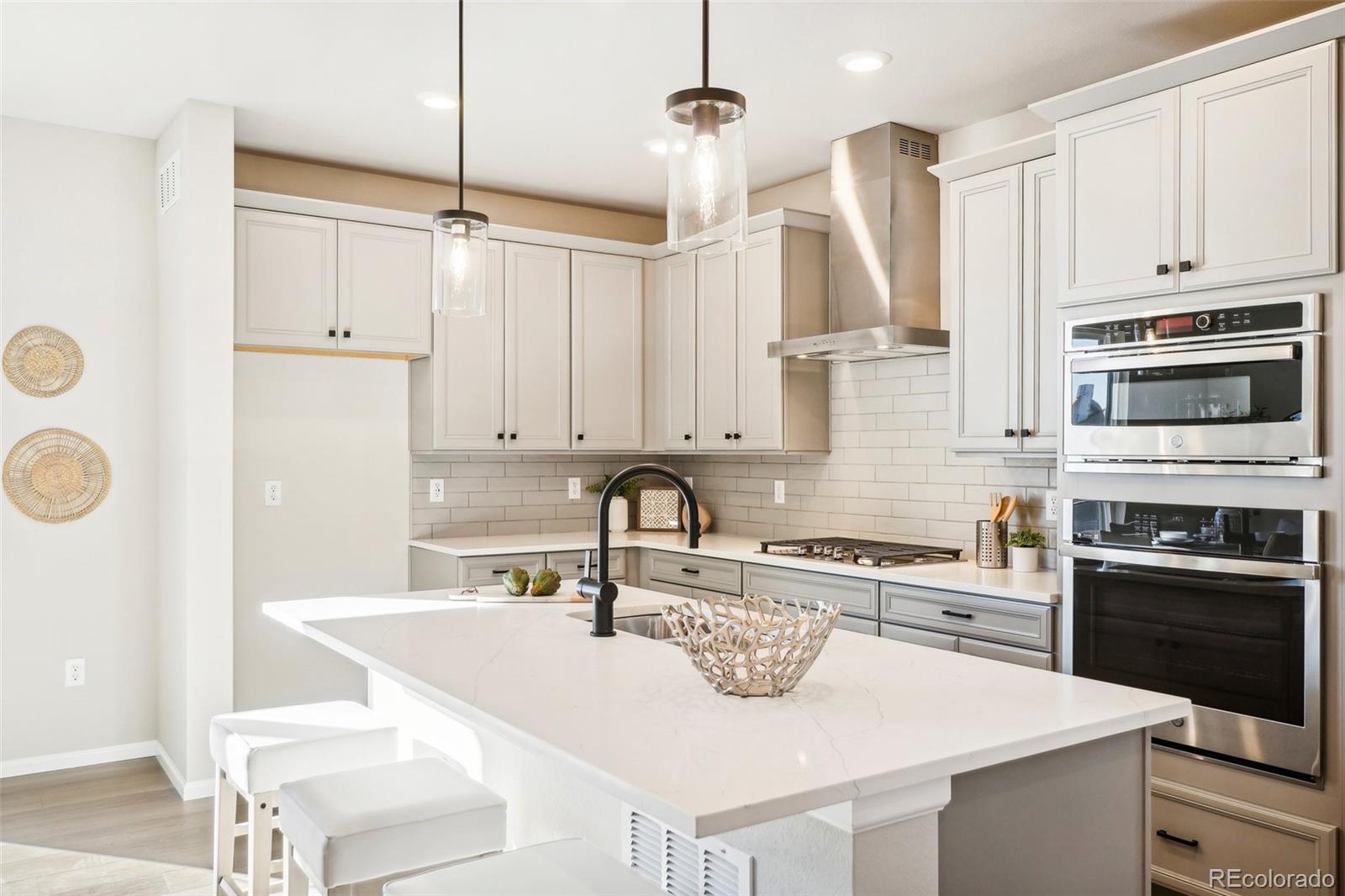 7263 Goldbloom Lane, Littleton, CO 80125, 4 Bedrooms Bedrooms, ,4 BathroomsBathrooms,Residential,For Sale,Goldbloom,REC3932895