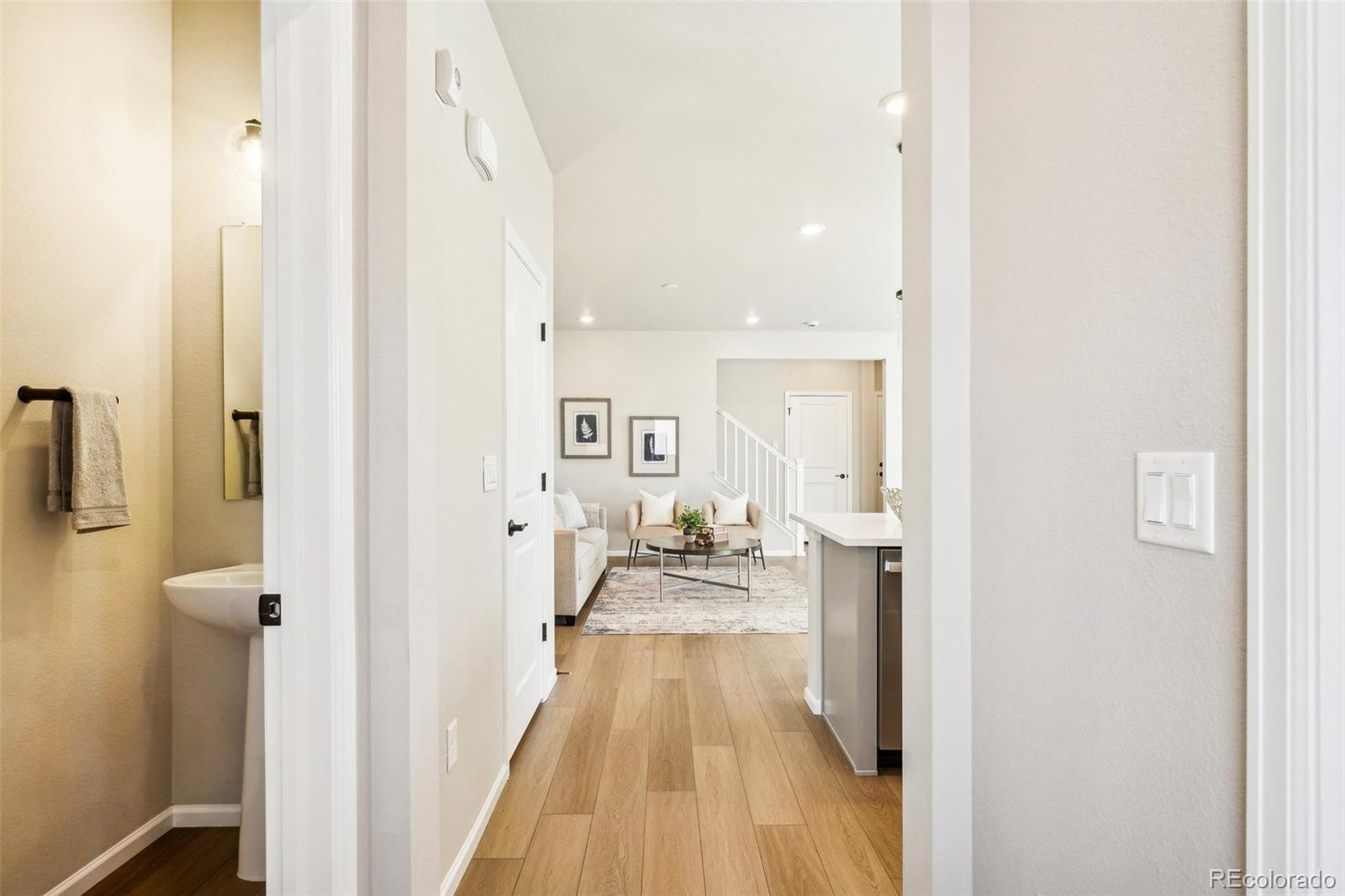 7263 Goldbloom Lane, Littleton, CO 80125, 4 Bedrooms Bedrooms, ,4 BathroomsBathrooms,Residential,For Sale,Goldbloom,REC3932895