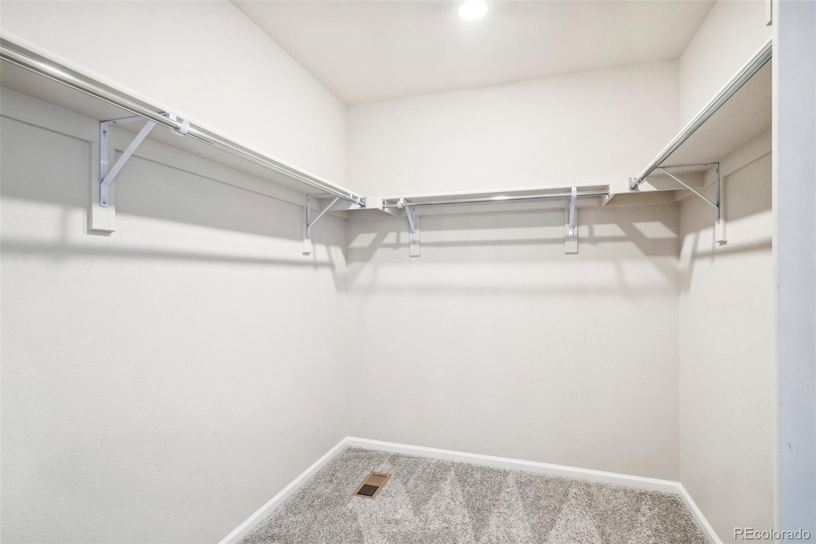 7263 Goldbloom Lane, Littleton, CO 80125, 4 Bedrooms Bedrooms, ,4 BathroomsBathrooms,Residential,For Sale,Goldbloom,REC3932895