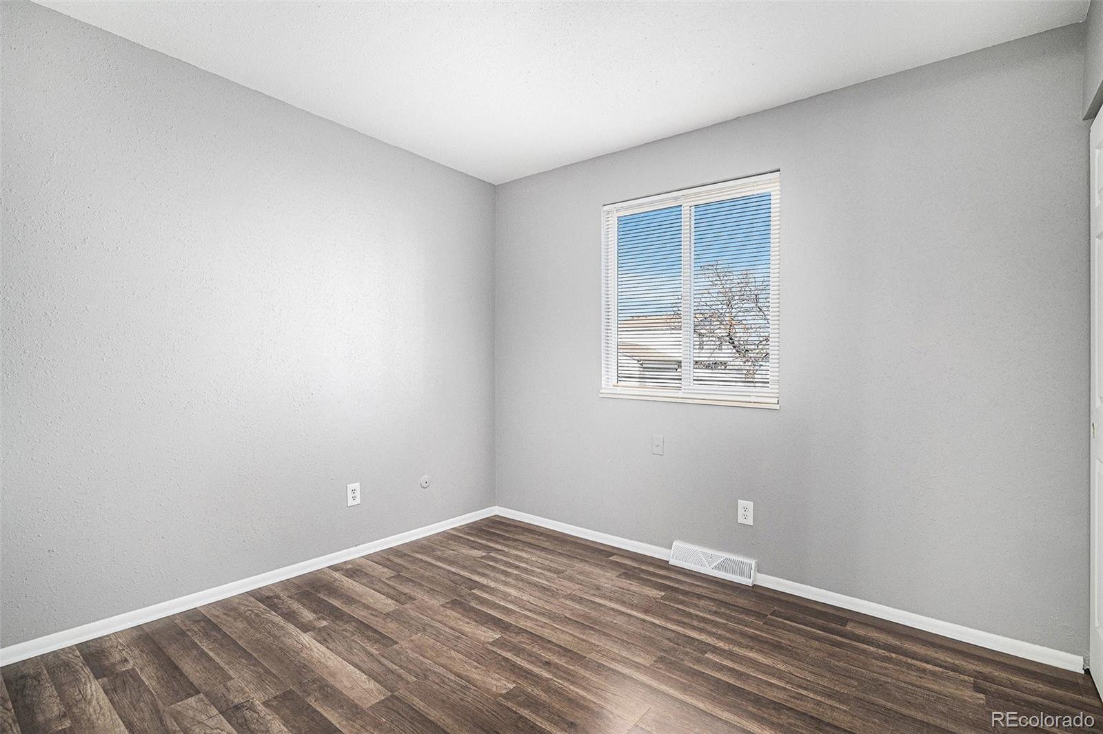 16720 Layton Avenue, Aurora, CO 80015, 4 Bedrooms Bedrooms, ,2 BathroomsBathrooms,Residential,For Sale,Layton,REC2066915