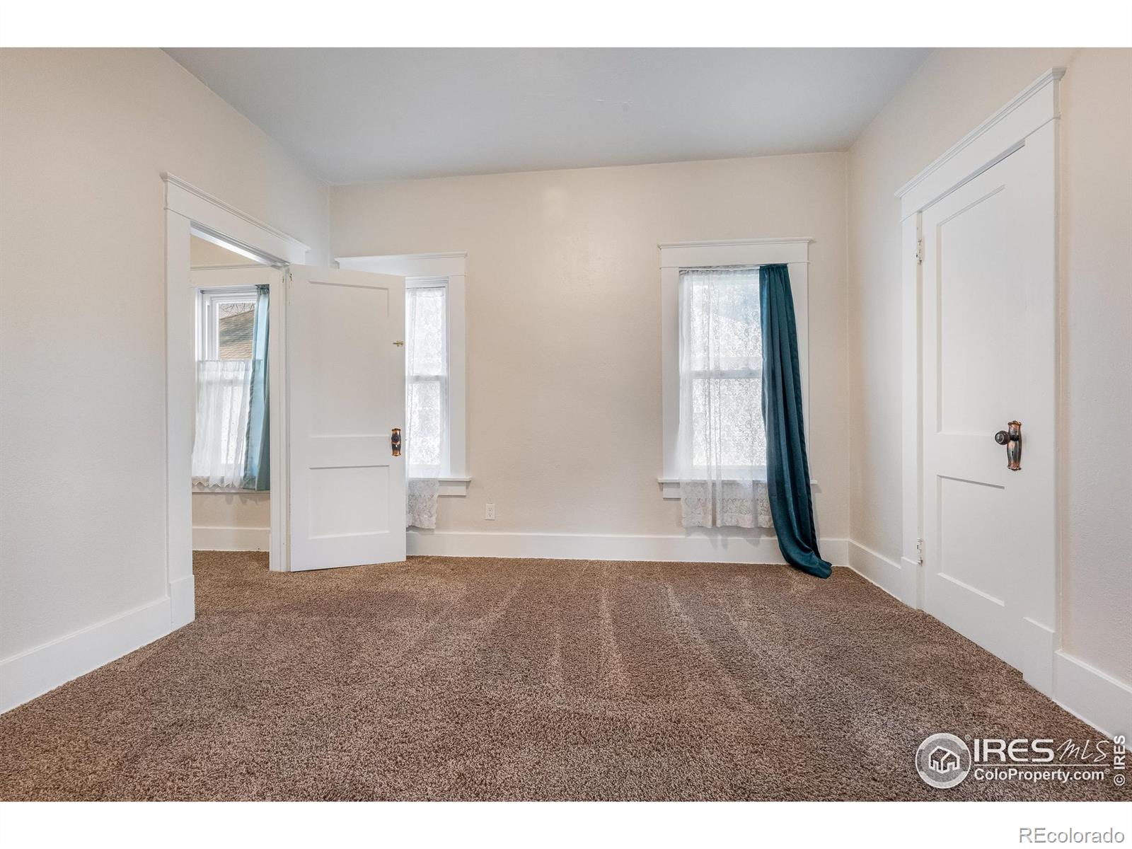 527 Platte Avenue, Fort Morgan, CO 80701, 2 Bedrooms Bedrooms, ,2 BathroomsBathrooms,Residential,For Sale,Platte,RECIR1022682