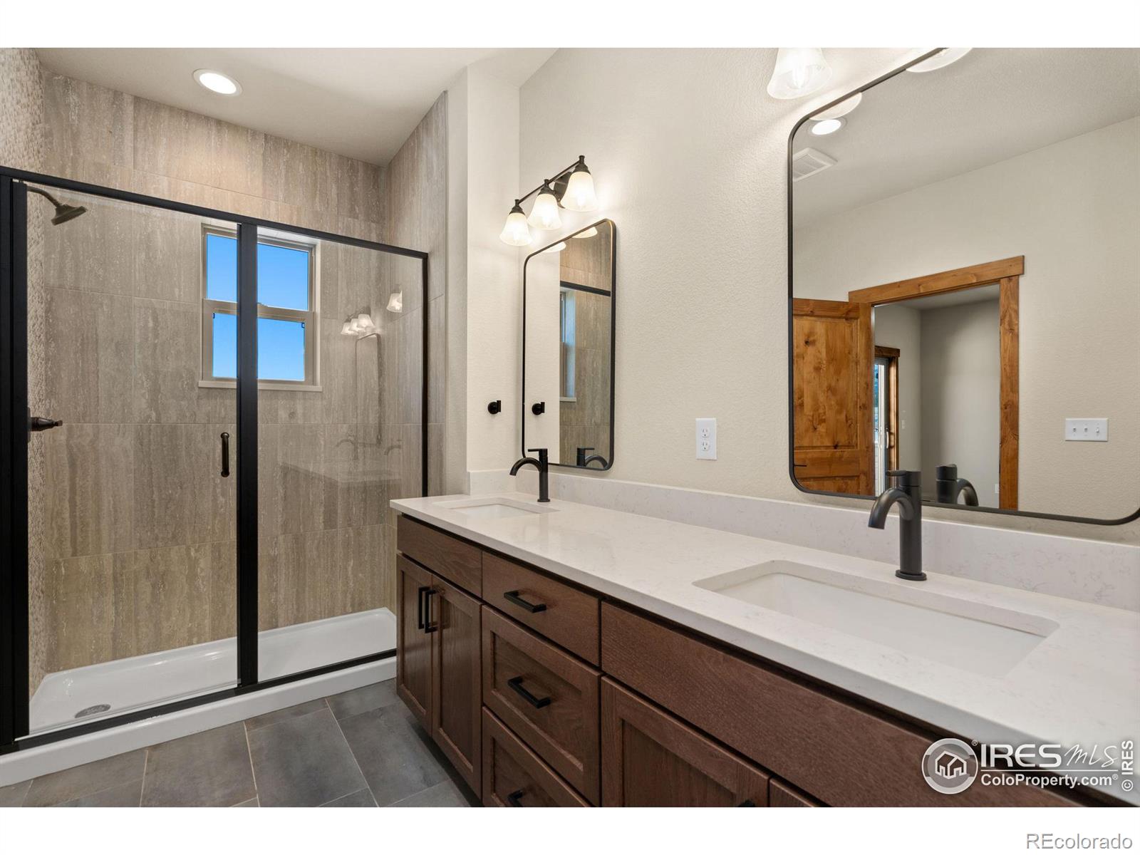 1726 Continental Peaks Circle, Estes Park, CO 80517, 3 Bedrooms Bedrooms, ,3 BathroomsBathrooms,Residential,For Sale,Continental Peaks,RECIR1022662