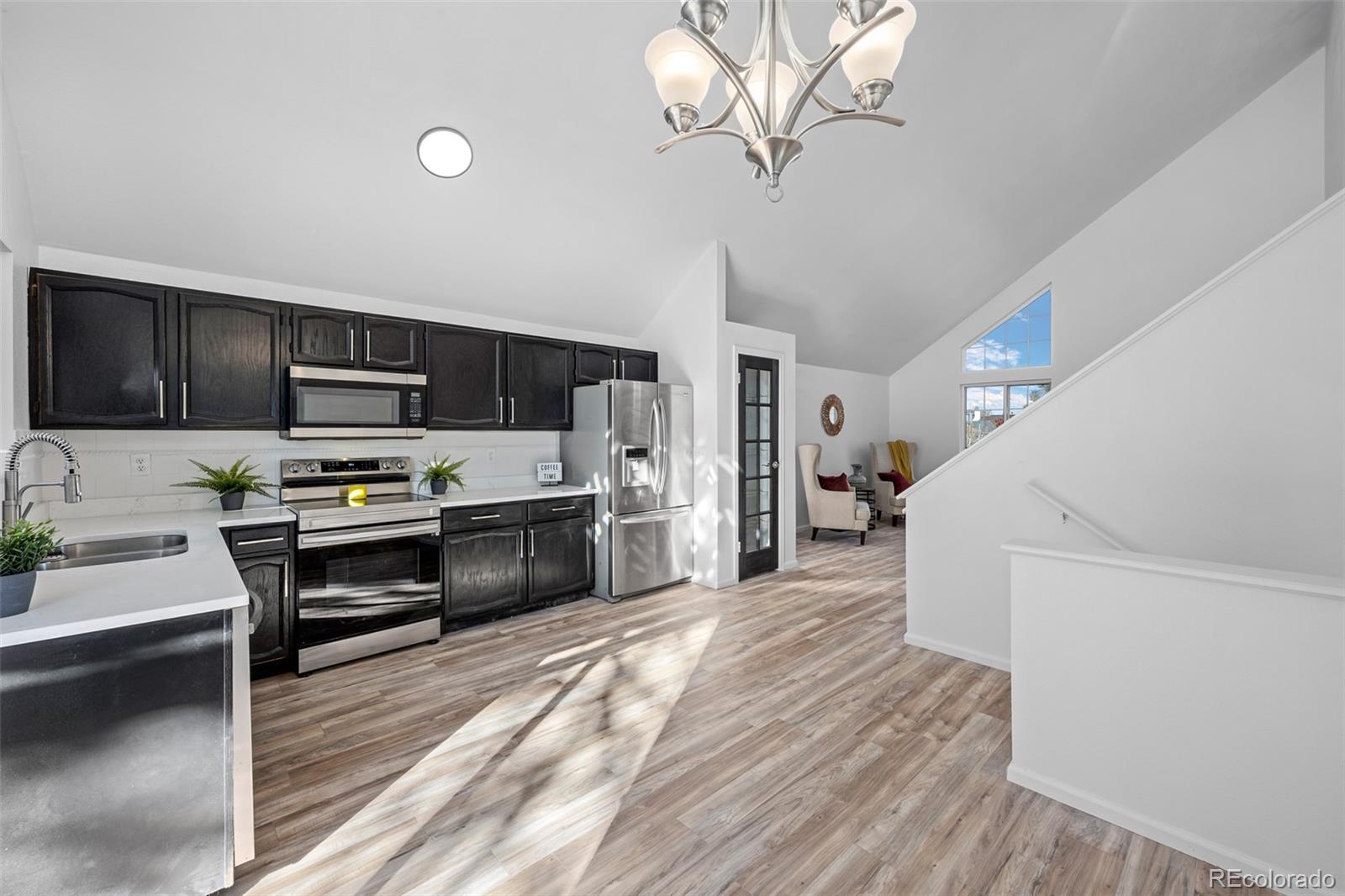 12986 W Cross Drive, Littleton, CO 80127, 4 Bedrooms Bedrooms, ,2 BathroomsBathrooms,Residential,For Sale,Cross,REC2329173