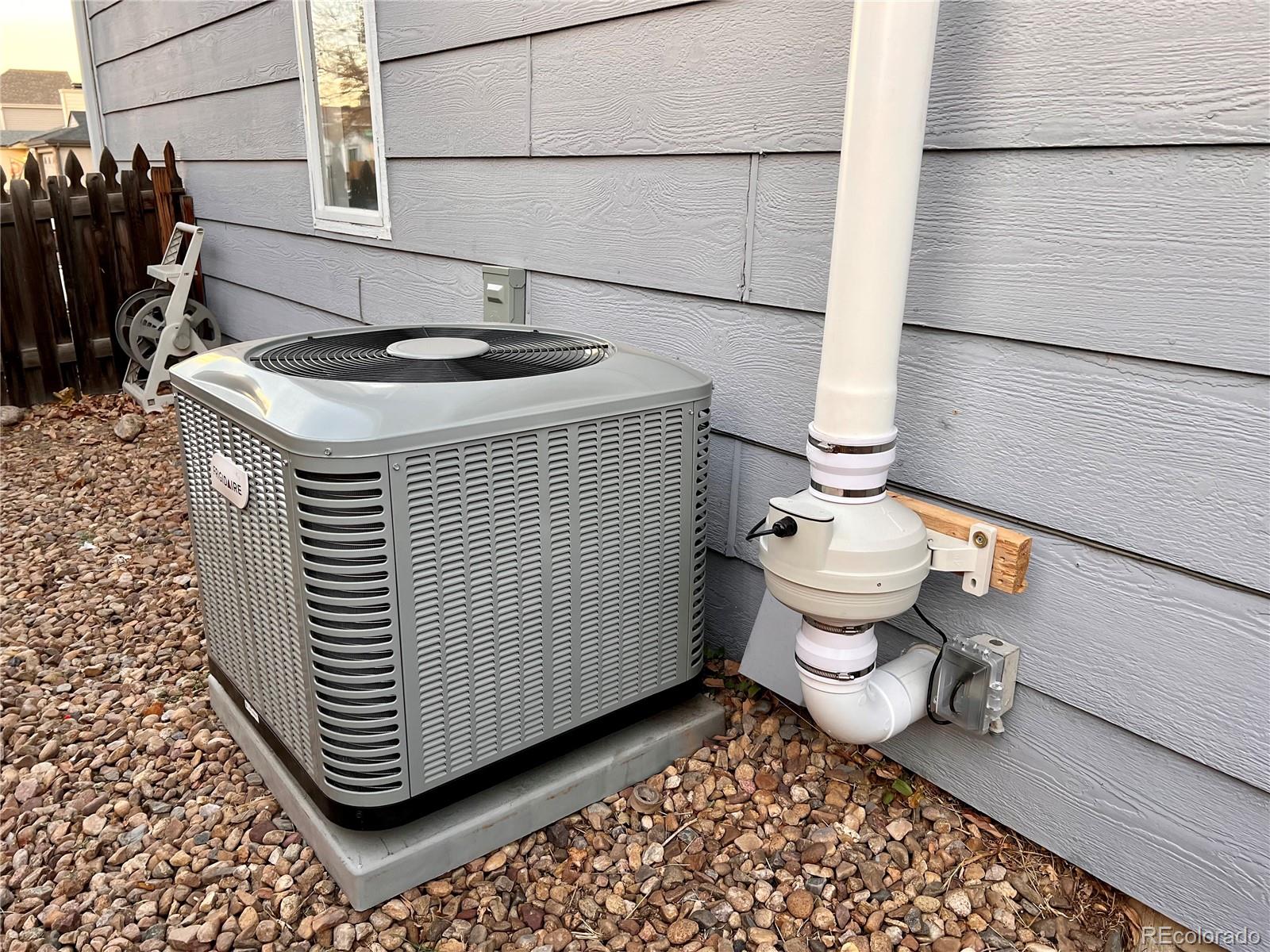 12986 W Cross Drive, Littleton, CO 80127, 4 Bedrooms Bedrooms, ,2 BathroomsBathrooms,Residential,For Sale,Cross,REC2329173