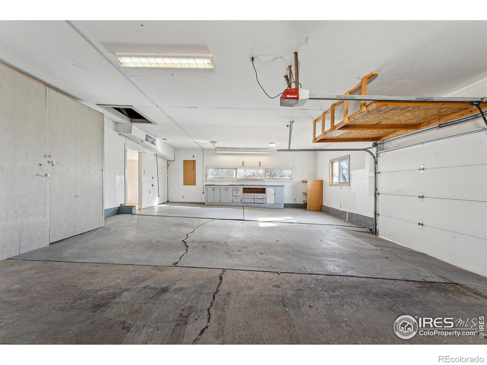 914 Cottonwood Drive, Fort Collins, CO 80524, 3 Bedrooms Bedrooms, ,1 BathroomBathrooms,Residential,For Sale,Cottonwood,RECIR1022594