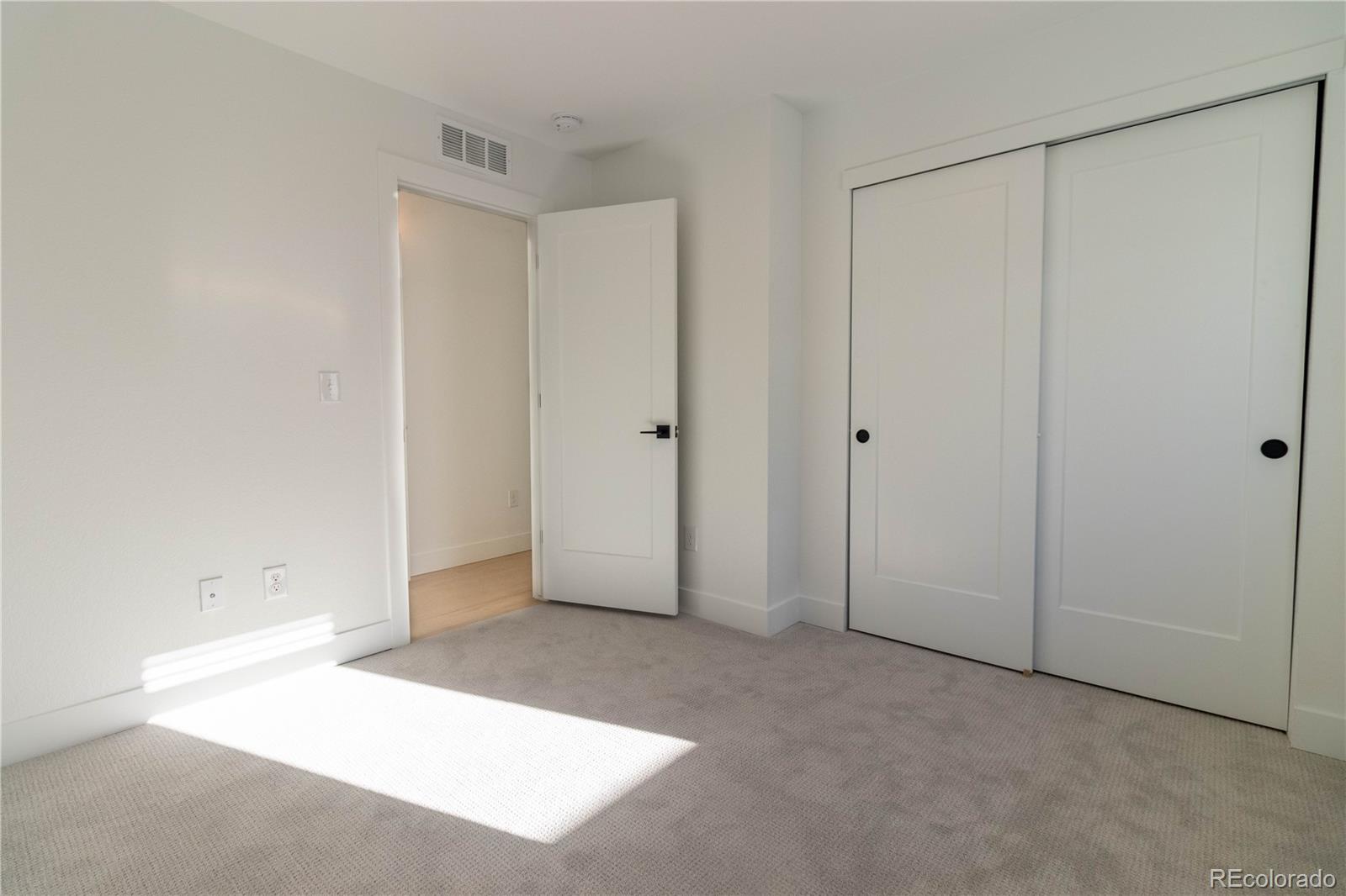 1551 Uinta Street, Denver, CO 80220, 16 Bedrooms Bedrooms, ,12 BathroomsBathrooms,Income,For Sale,Uinta,REC7202834
