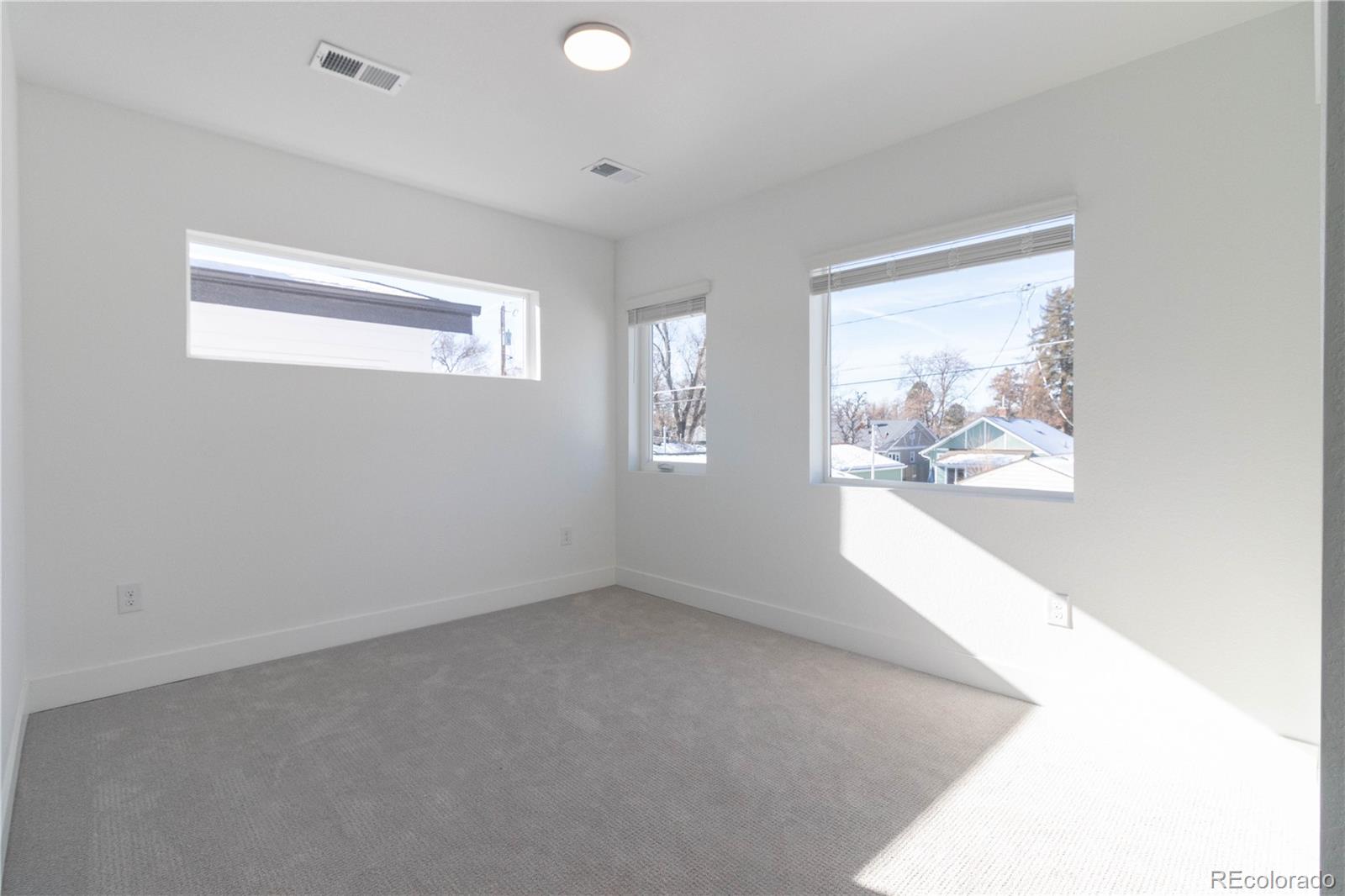 1551 Uinta Street, Denver, CO 80220, 16 Bedrooms Bedrooms, ,12 BathroomsBathrooms,Income,For Sale,Uinta,REC7202834