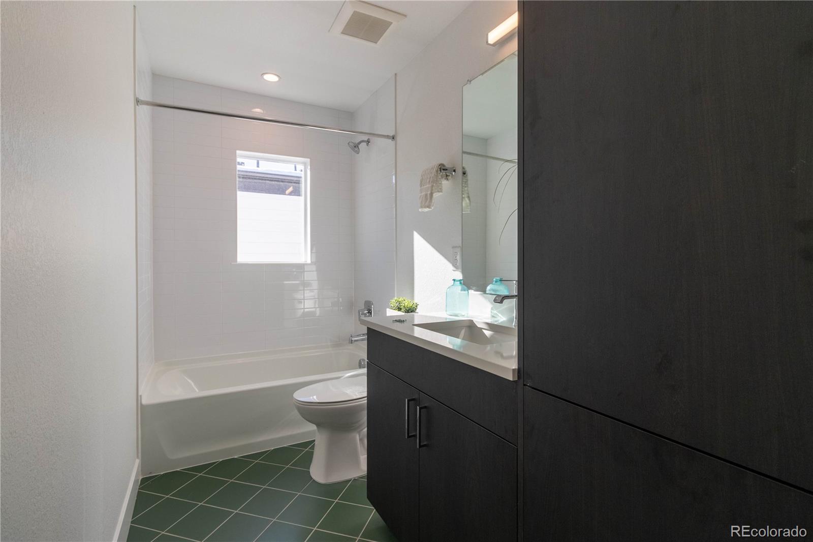 1551 Uinta Street, Denver, CO 80220, 16 Bedrooms Bedrooms, ,12 BathroomsBathrooms,Income,For Sale,Uinta,REC7202834