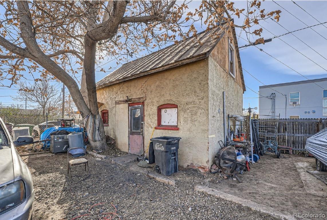 4489 Grant Street, Denver, CO 80216, 5 Bedrooms Bedrooms, ,3 BathroomsBathrooms,Income,For Sale,Grant,REC7233580