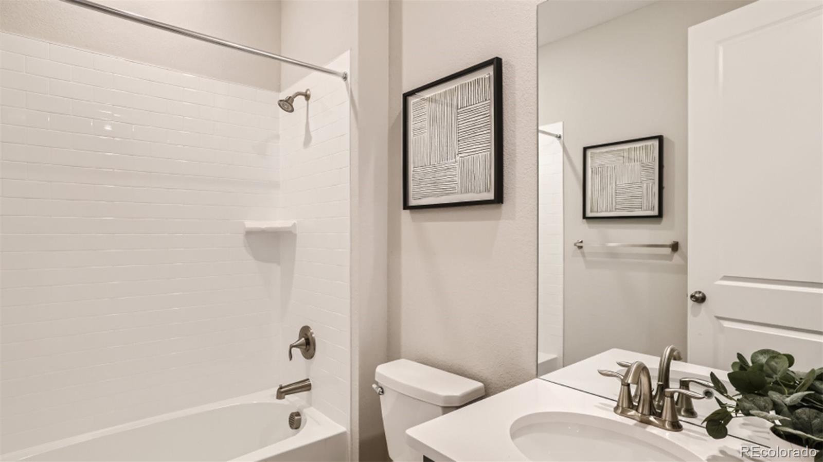 10735 Snowdon Street, Parker, CO 80134, 5 Bedrooms Bedrooms, ,4 BathroomsBathrooms,Residential,For Sale,Snowdon,REC1951810