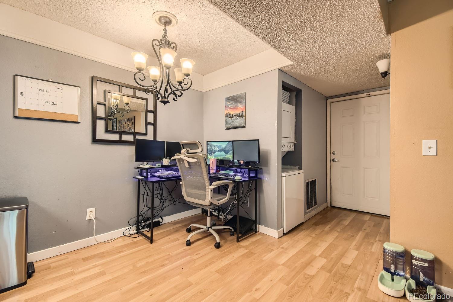 882 Uravan Court, Aurora, CO 80017, 8 Bedrooms Bedrooms, ,4 BathroomsBathrooms,Income,For Sale,Uravan,REC8328164