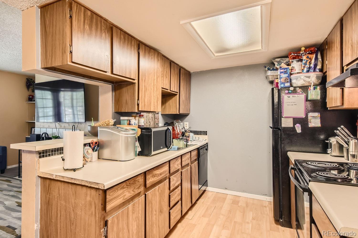 882 Uravan Court, Aurora, CO 80017, 8 Bedrooms Bedrooms, ,4 BathroomsBathrooms,Income,For Sale,Uravan,REC8328164