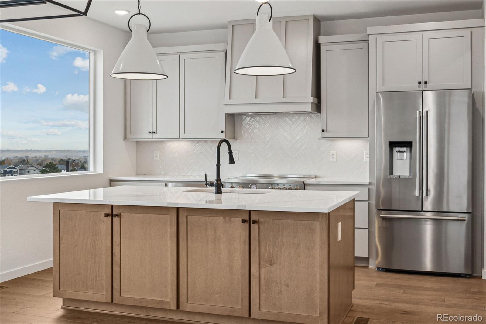 1136 Hillside Lane, Louisville, CO 80027, 6 Bedrooms Bedrooms, ,5 BathroomsBathrooms,Residential,For Sale,Hillside,REC9588905