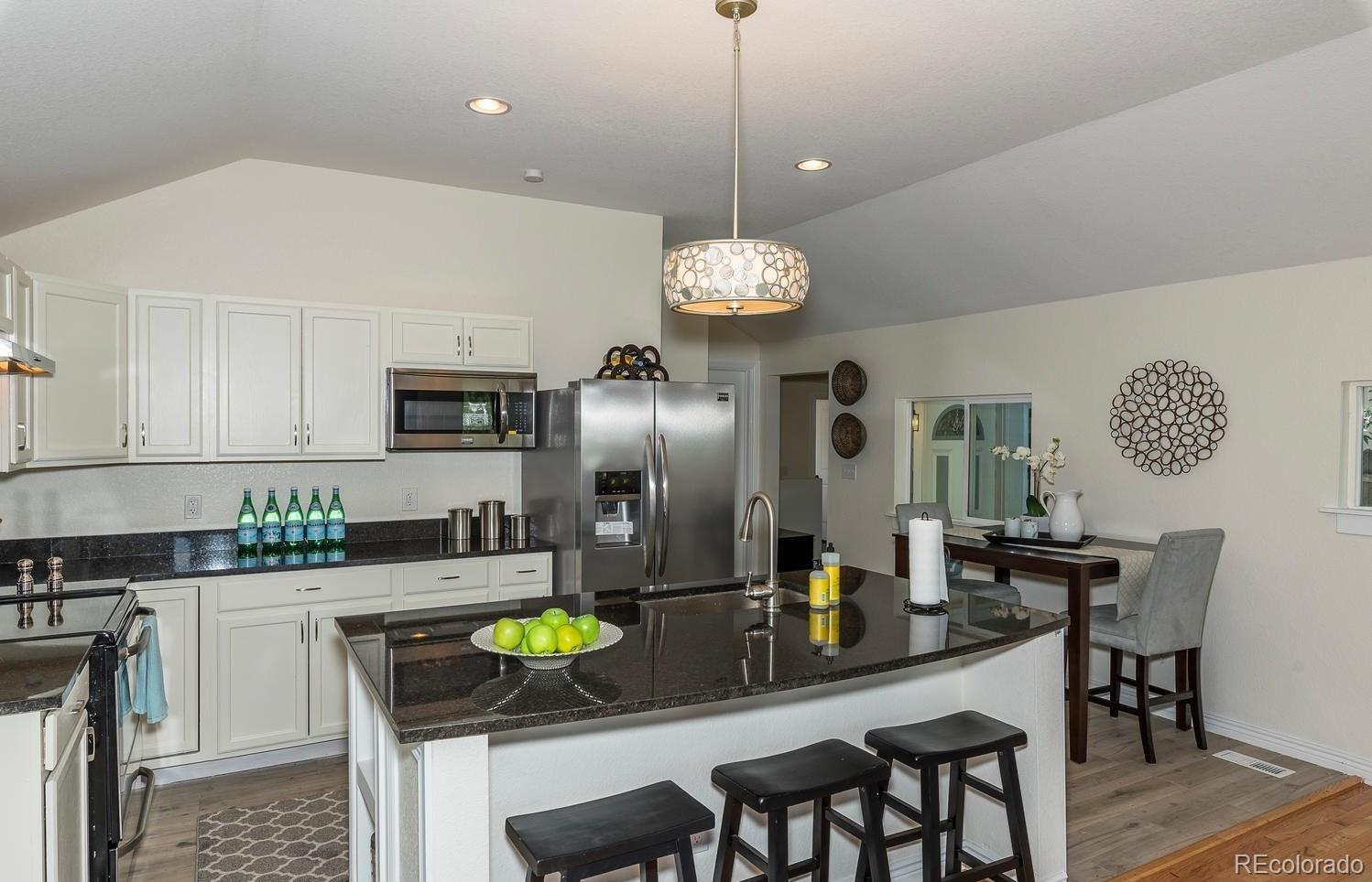 4542 Sheridan Boulevard, Denver, CO 80212, 2 Bedrooms Bedrooms, ,2 BathroomsBathrooms,Residential,For Sale,Sheridan,REC9224172