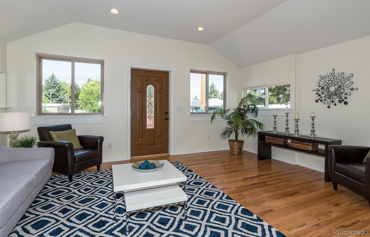 4542 Sheridan Boulevard, Denver, CO 80212, 2 Bedrooms Bedrooms, ,2 BathroomsBathrooms,Residential,For Sale,Sheridan,REC9224172