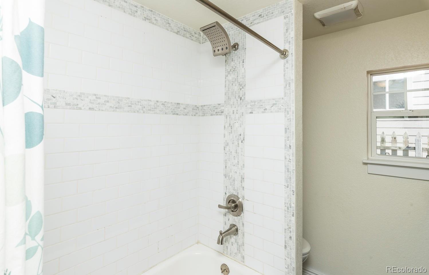 4542 Sheridan Boulevard, Denver, CO 80212, 2 Bedrooms Bedrooms, ,2 BathroomsBathrooms,Residential,For Sale,Sheridan,REC9224172