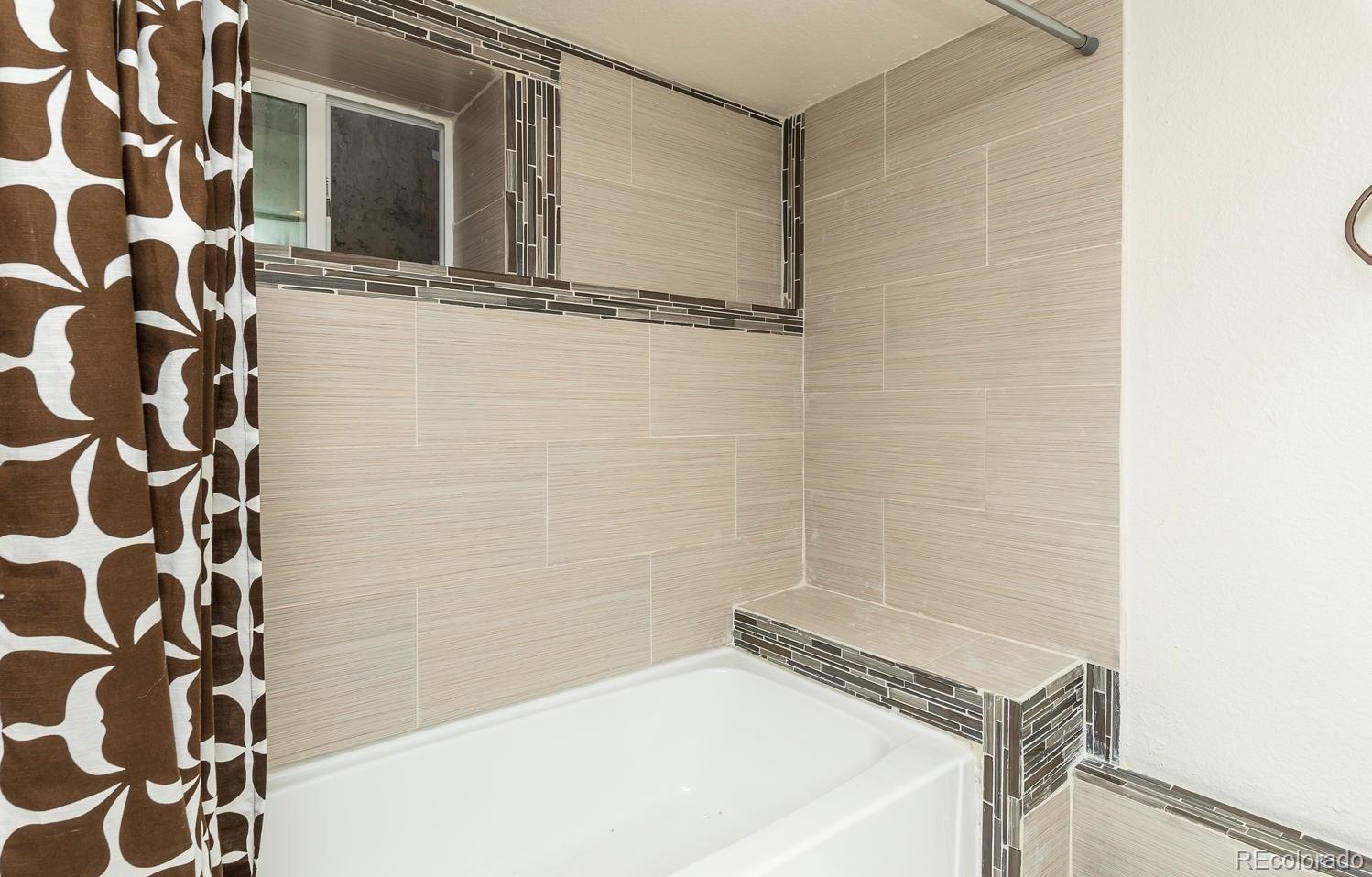 4542 Sheridan Boulevard, Denver, CO 80212, 2 Bedrooms Bedrooms, ,2 BathroomsBathrooms,Residential,For Sale,Sheridan,REC9224172