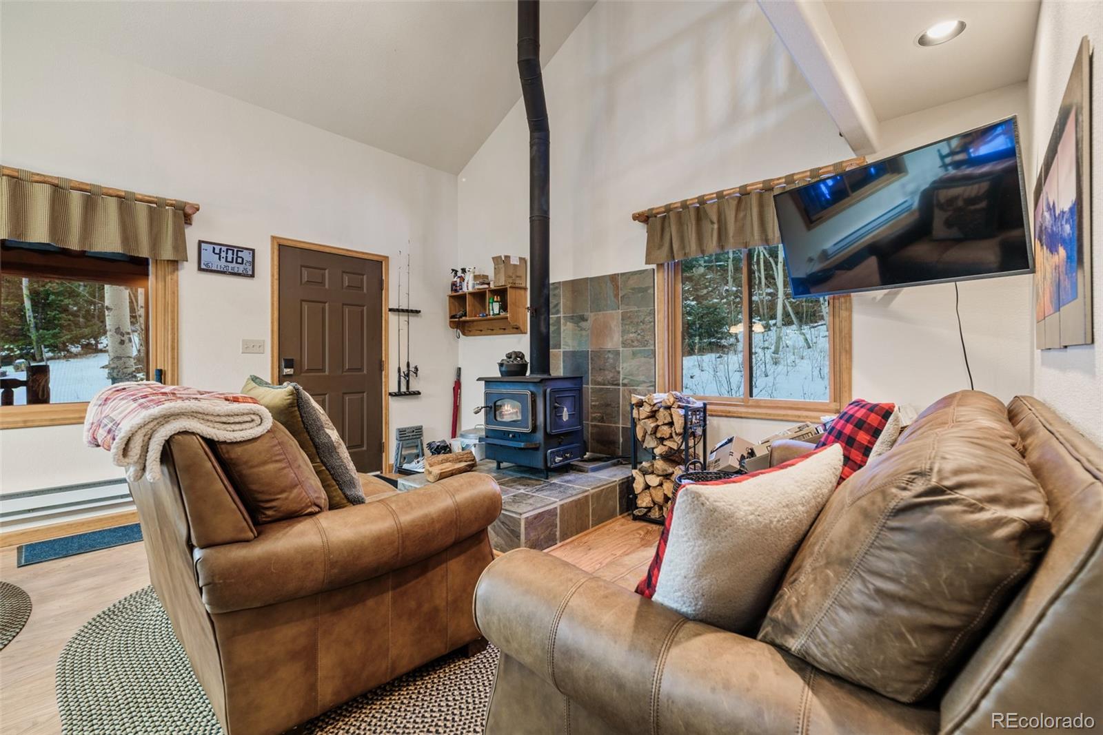2150 Michigan Hill Road, Jefferson, CO 80456, 3 Bedrooms Bedrooms, ,2 BathroomsBathrooms,Residential,For Sale,Michigan Hill,REC3198443