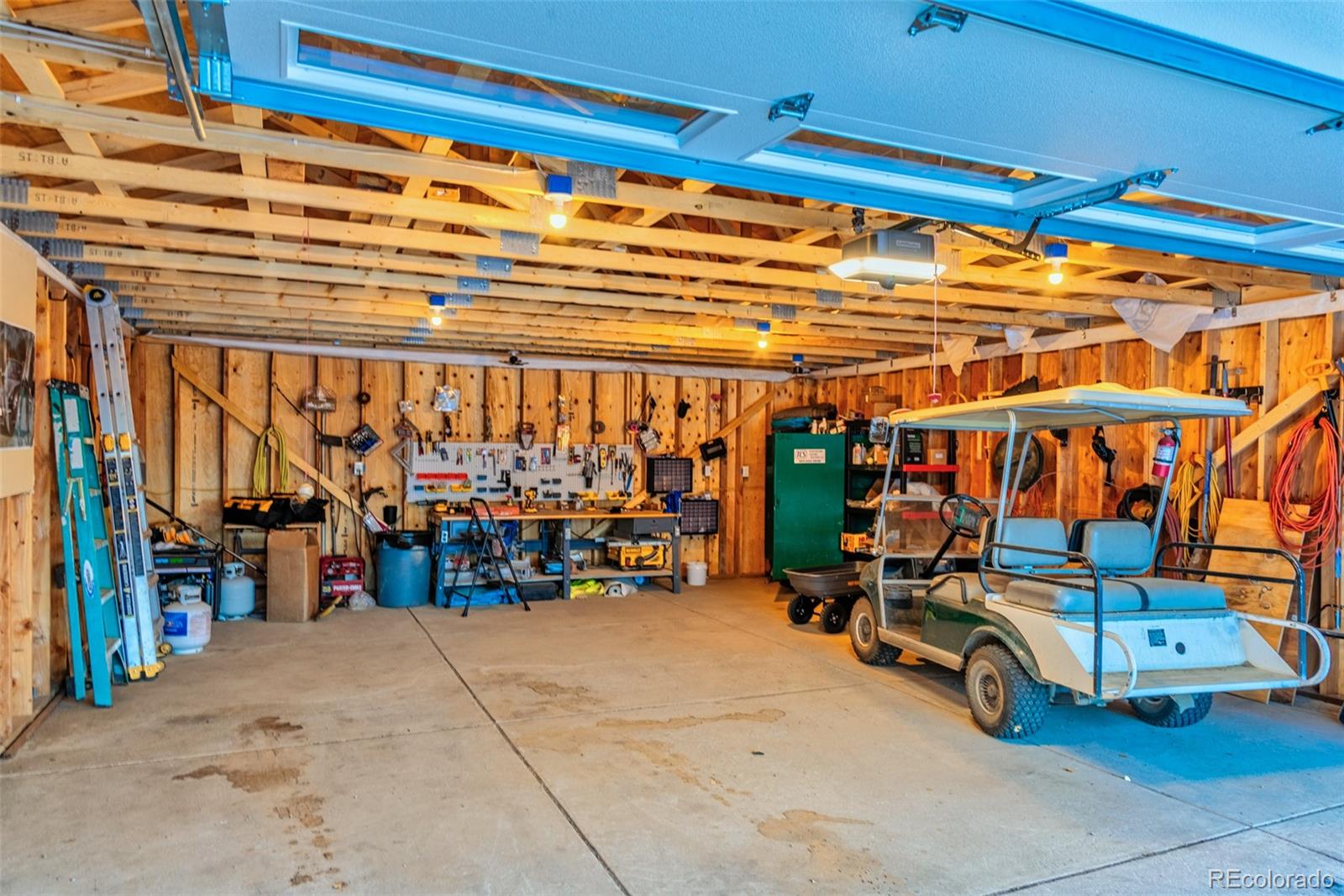 2150 Michigan Hill Road, Jefferson, CO 80456, 3 Bedrooms Bedrooms, ,2 BathroomsBathrooms,Residential,For Sale,Michigan Hill,REC3198443