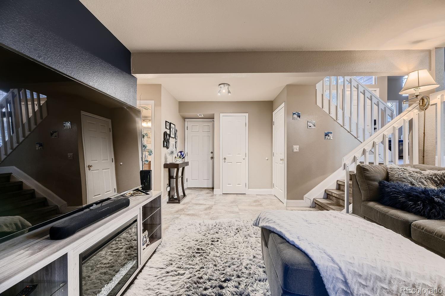 6582 Taft Way, Littleton, CO 80127, 4 Bedrooms Bedrooms, ,3 BathroomsBathrooms,Residential,For Sale,Taft,REC8280126