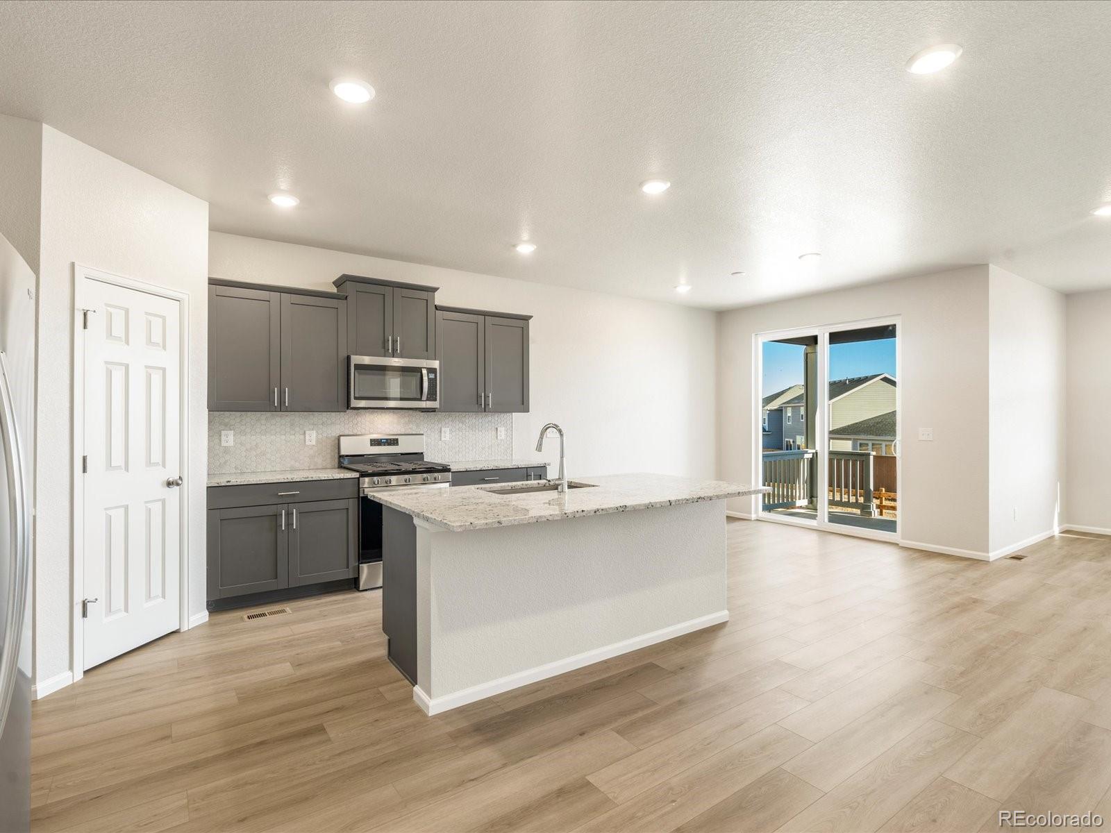 6152 Hourglass Drive, Brighton, CO 80601, 3 Bedrooms Bedrooms, ,2 BathroomsBathrooms,Residential,For Sale,Hourglass,REC7389435