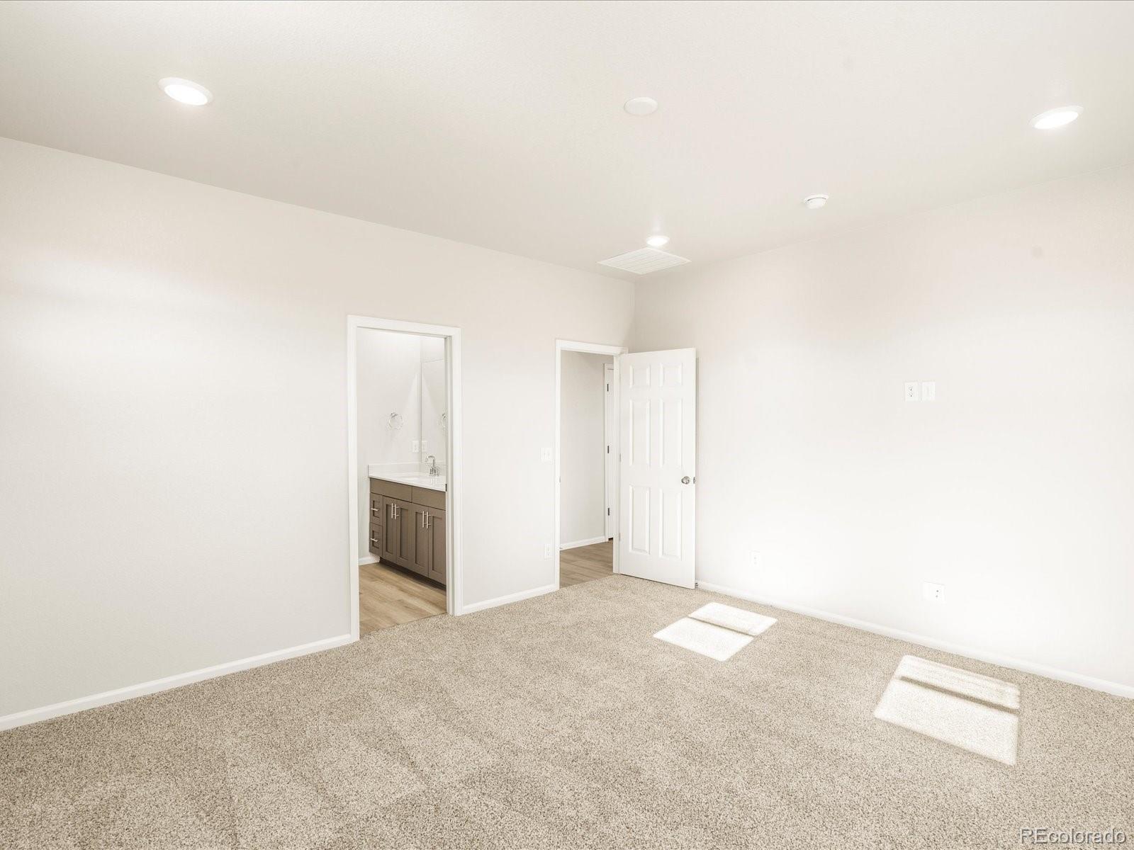 6152 Hourglass Drive, Brighton, CO 80601, 3 Bedrooms Bedrooms, ,2 BathroomsBathrooms,Residential,For Sale,Hourglass,REC7389435
