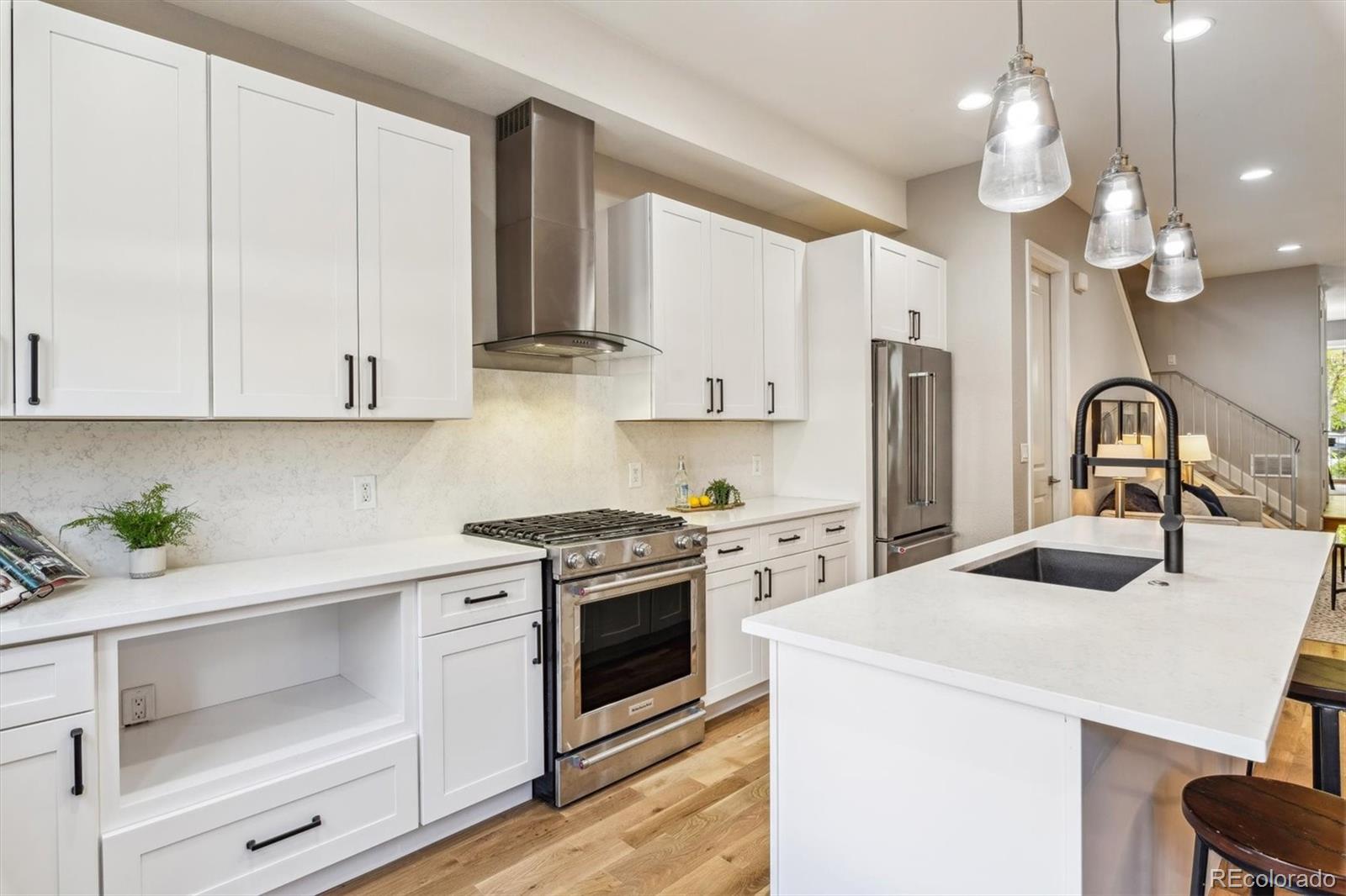 Restricted Address, 3 Bedrooms Bedrooms, ,4 BathroomsBathrooms,Residential,For Sale,Elm,REC8457153