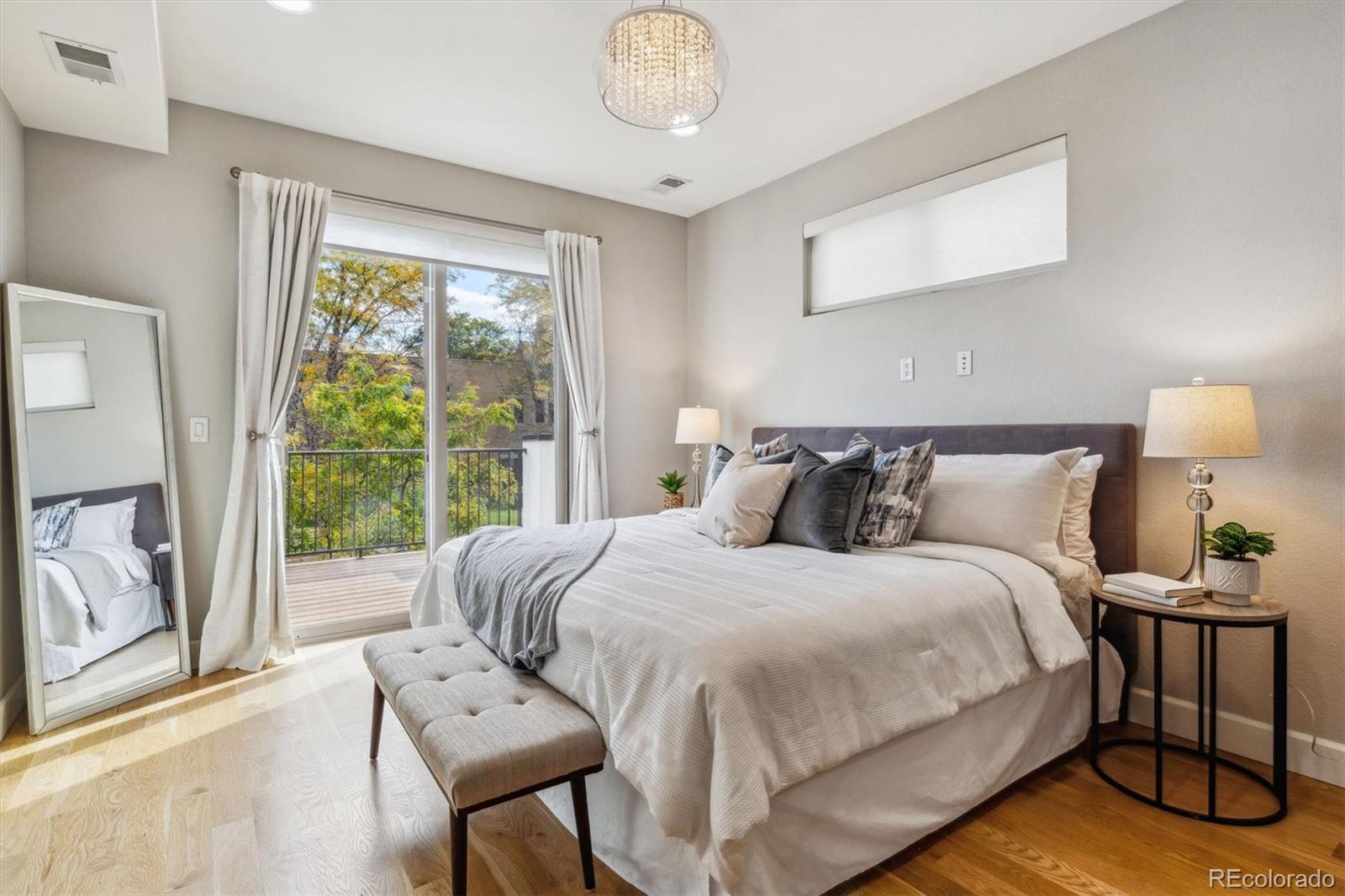 Restricted Address, 3 Bedrooms Bedrooms, ,4 BathroomsBathrooms,Residential,For Sale,Elm,REC8457153