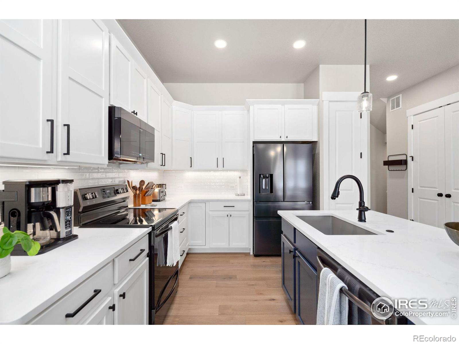 6243 Vernazza Way #2, Windsor, CO 80550, 2 Bedrooms Bedrooms, ,3 BathroomsBathrooms,Residential,For Sale,Vernazza,RECIR1022877