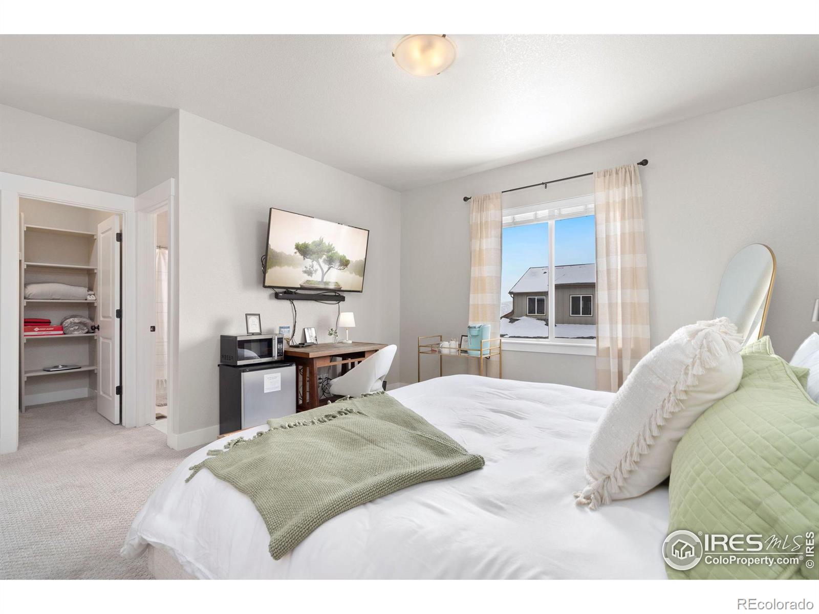 6243 Vernazza Way #2, Windsor, CO 80550, 2 Bedrooms Bedrooms, ,3 BathroomsBathrooms,Residential,For Sale,Vernazza,RECIR1022877