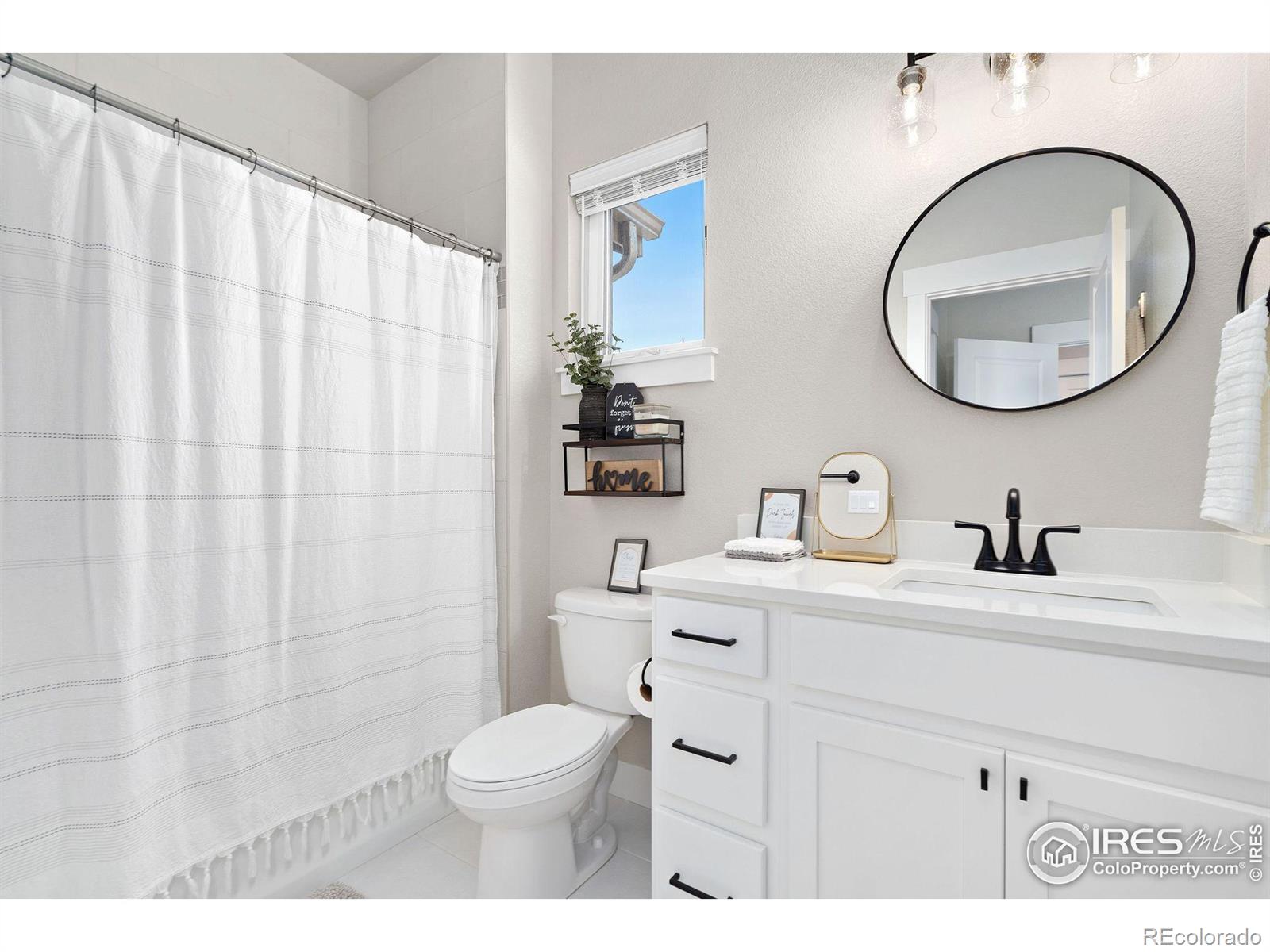 6243 Vernazza Way #2, Windsor, CO 80550, 2 Bedrooms Bedrooms, ,3 BathroomsBathrooms,Residential,For Sale,Vernazza,RECIR1022877