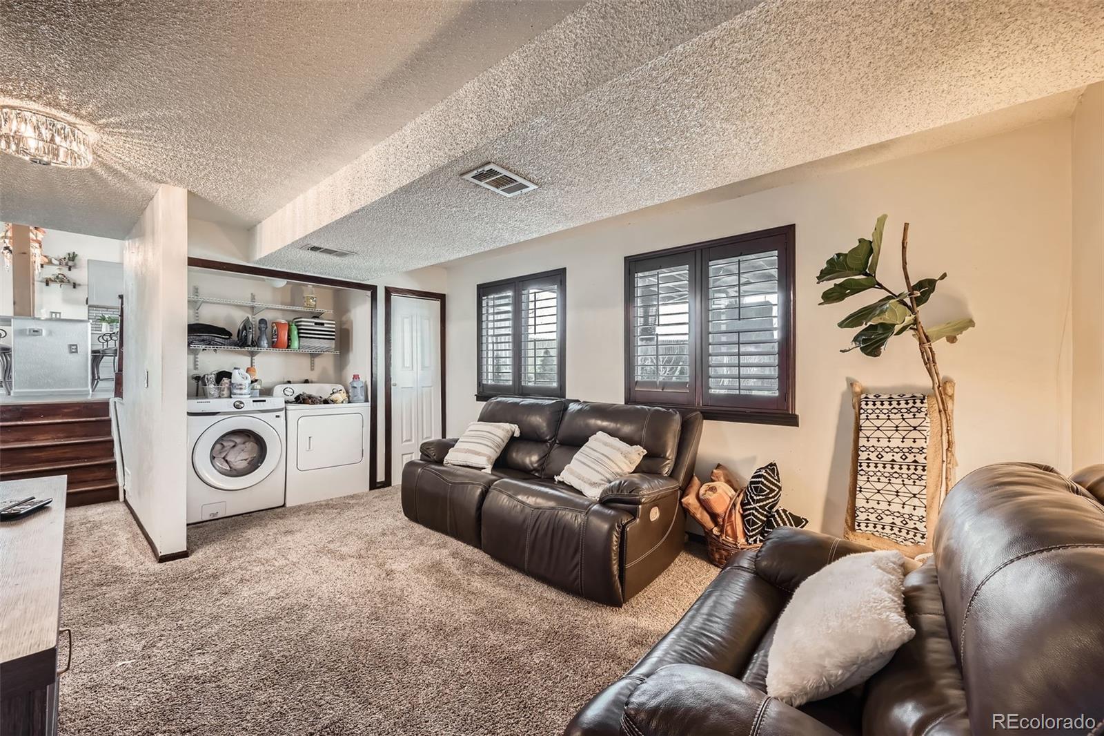 19344 Purdue Circle, Aurora, CO 80013, 3 Bedrooms Bedrooms, ,2 BathroomsBathrooms,Residential,For Sale,Purdue,REC7415475