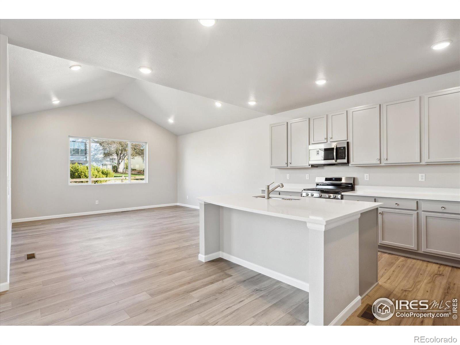 16900 McKay Drive, Mead, CO 80542, 3 Bedrooms Bedrooms, ,4 BathroomsBathrooms,Residential,For Sale,McKay,RECIR1022875