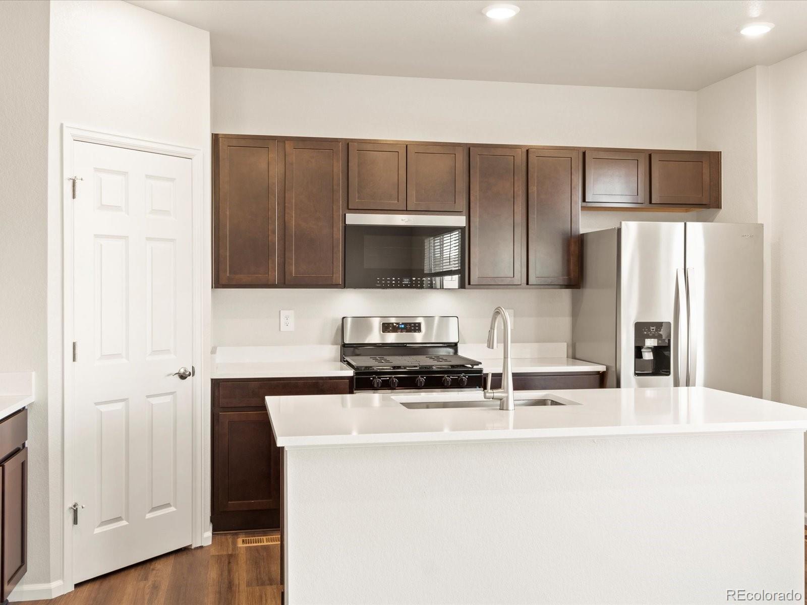 1039 Odessa Lake Road, Severance, CO 80550, 4 Bedrooms Bedrooms, ,3 BathroomsBathrooms,Residential,For Sale,Odessa Lake,REC1550574