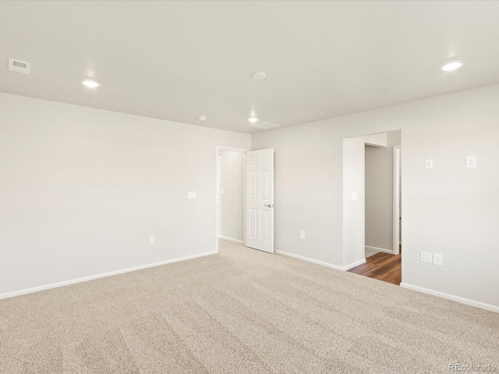 1039 Odessa Lake Road, Severance, CO 80550, 4 Bedrooms Bedrooms, ,3 BathroomsBathrooms,Residential,For Sale,Odessa Lake,REC1550574