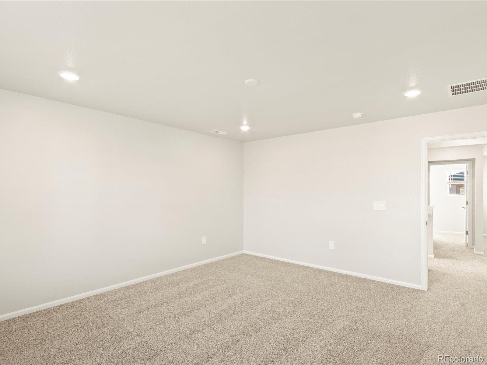 1039 Odessa Lake Road, Severance, CO 80550, 4 Bedrooms Bedrooms, ,3 BathroomsBathrooms,Residential,For Sale,Odessa Lake,REC1550574