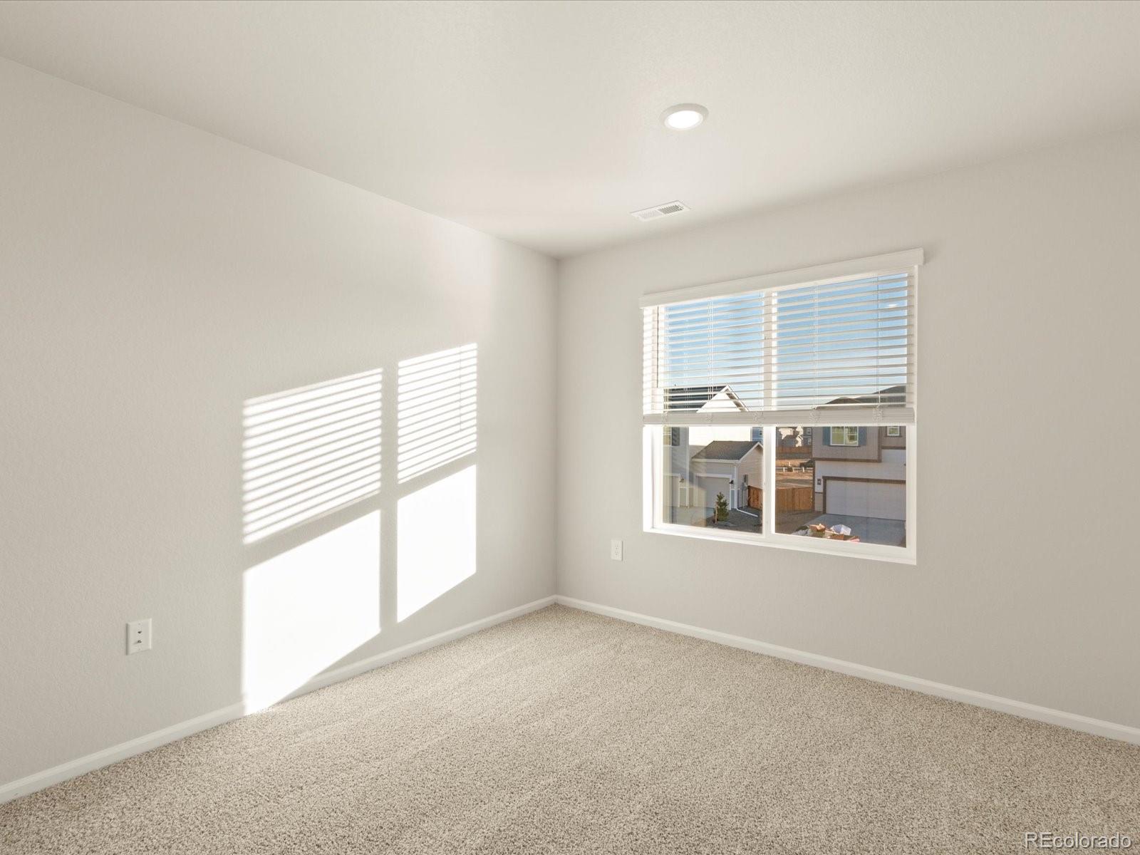 1039 Odessa Lake Road, Severance, CO 80550, 4 Bedrooms Bedrooms, ,3 BathroomsBathrooms,Residential,For Sale,Odessa Lake,REC1550574