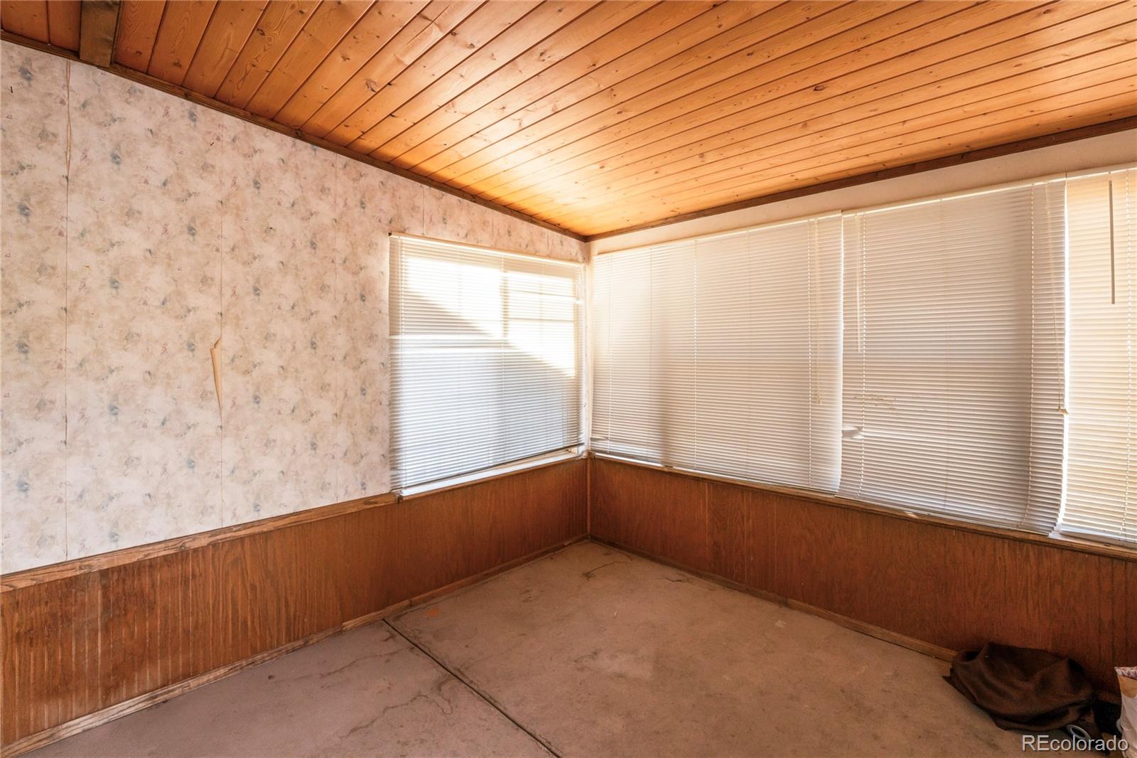 341 18th Court, Brighton, CO 80601, 3 Bedrooms Bedrooms, ,2 BathroomsBathrooms,Residential,For Sale,18th,REC9350126