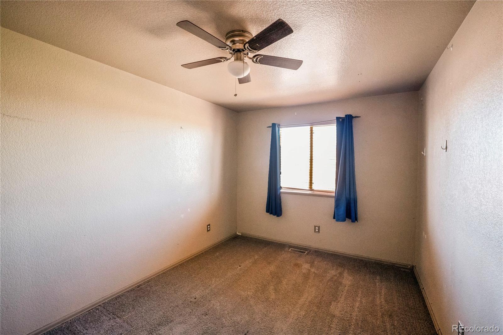 341 18th Court, Brighton, CO 80601, 3 Bedrooms Bedrooms, ,2 BathroomsBathrooms,Residential,For Sale,18th,REC9350126