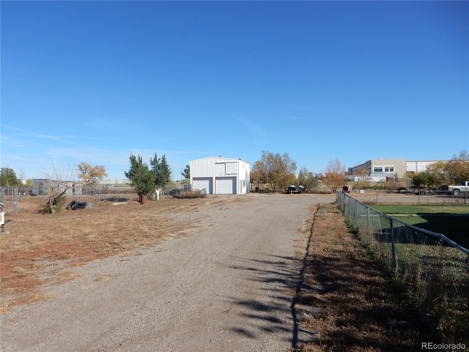 19200 Smith Road, Aurora, CO 80011, 4 Bedrooms Bedrooms, ,3 BathroomsBathrooms,Residential,For Sale,Smith,REC6557742