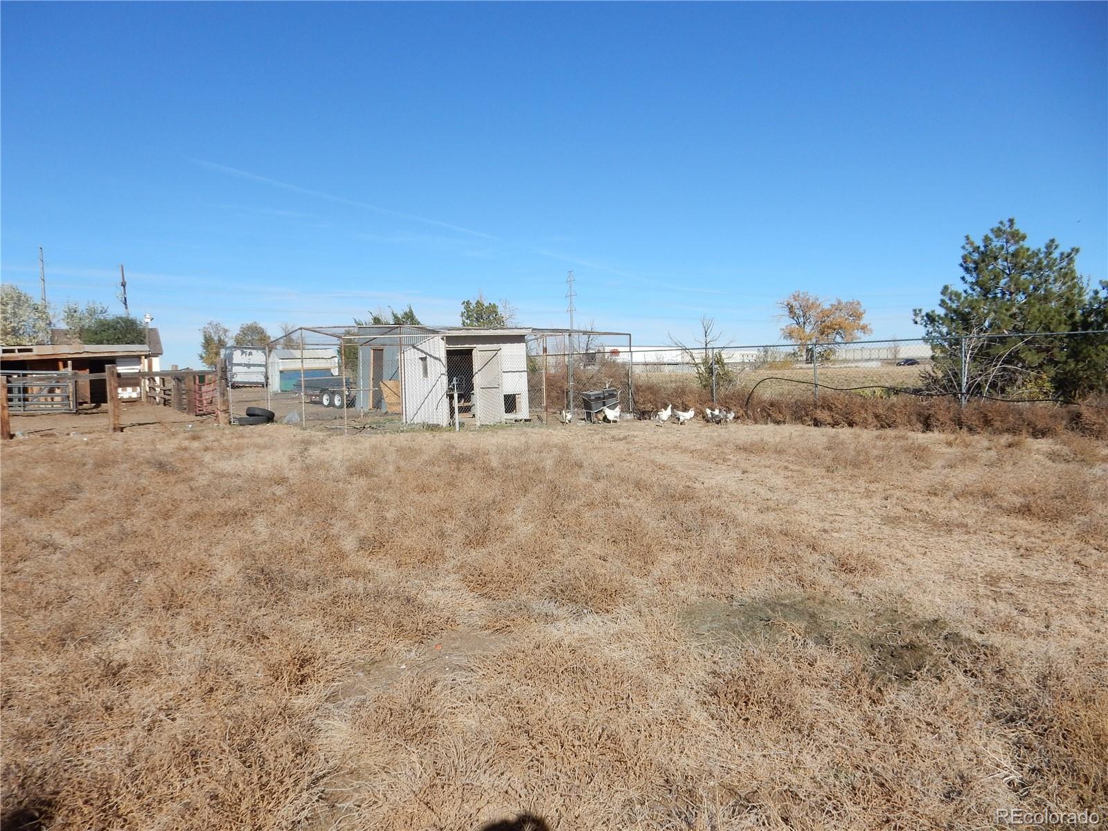 19200 Smith Road, Aurora, CO 80011, 4 Bedrooms Bedrooms, ,3 BathroomsBathrooms,Residential,For Sale,Smith,REC6557742