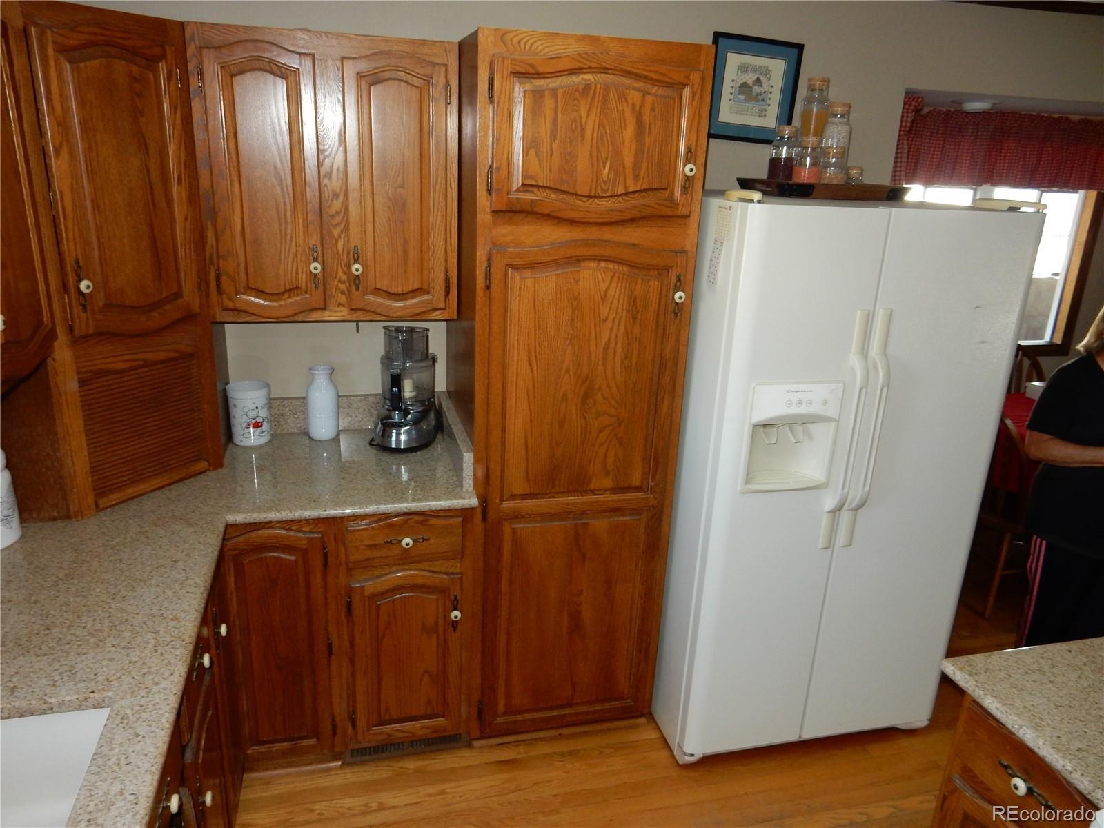 19200 Smith Road, Aurora, CO 80011, 4 Bedrooms Bedrooms, ,3 BathroomsBathrooms,Residential,For Sale,Smith,REC6557742