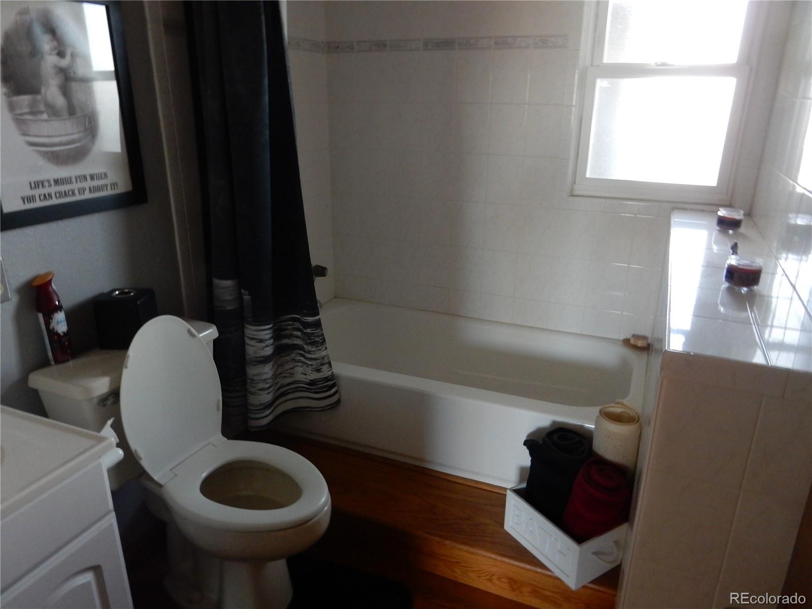 19200 Smith Road, Aurora, CO 80011, 4 Bedrooms Bedrooms, ,3 BathroomsBathrooms,Residential,For Sale,Smith,REC6557742