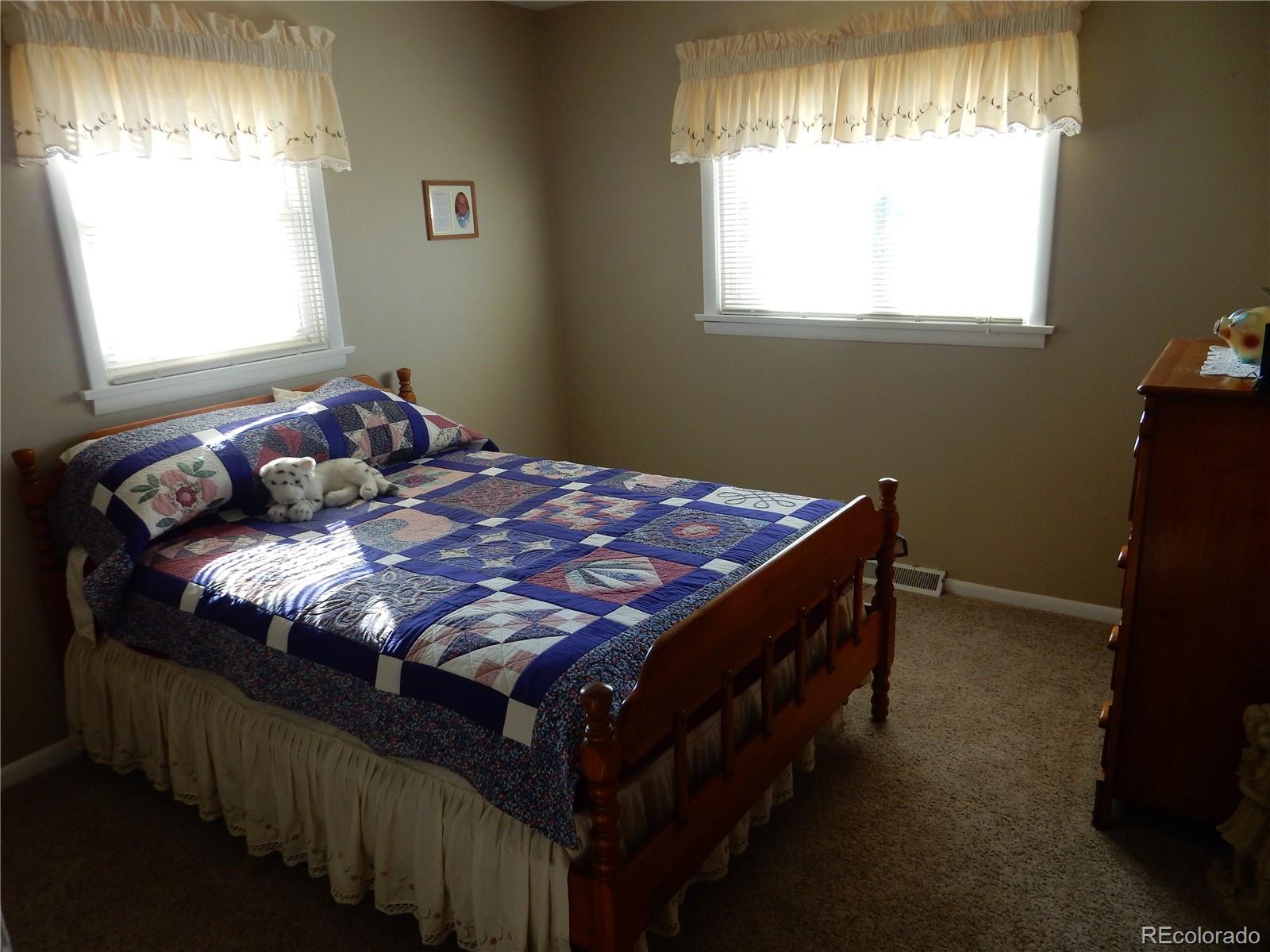 19200 Smith Road, Aurora, CO 80011, 4 Bedrooms Bedrooms, ,3 BathroomsBathrooms,Residential,For Sale,Smith,REC6557742